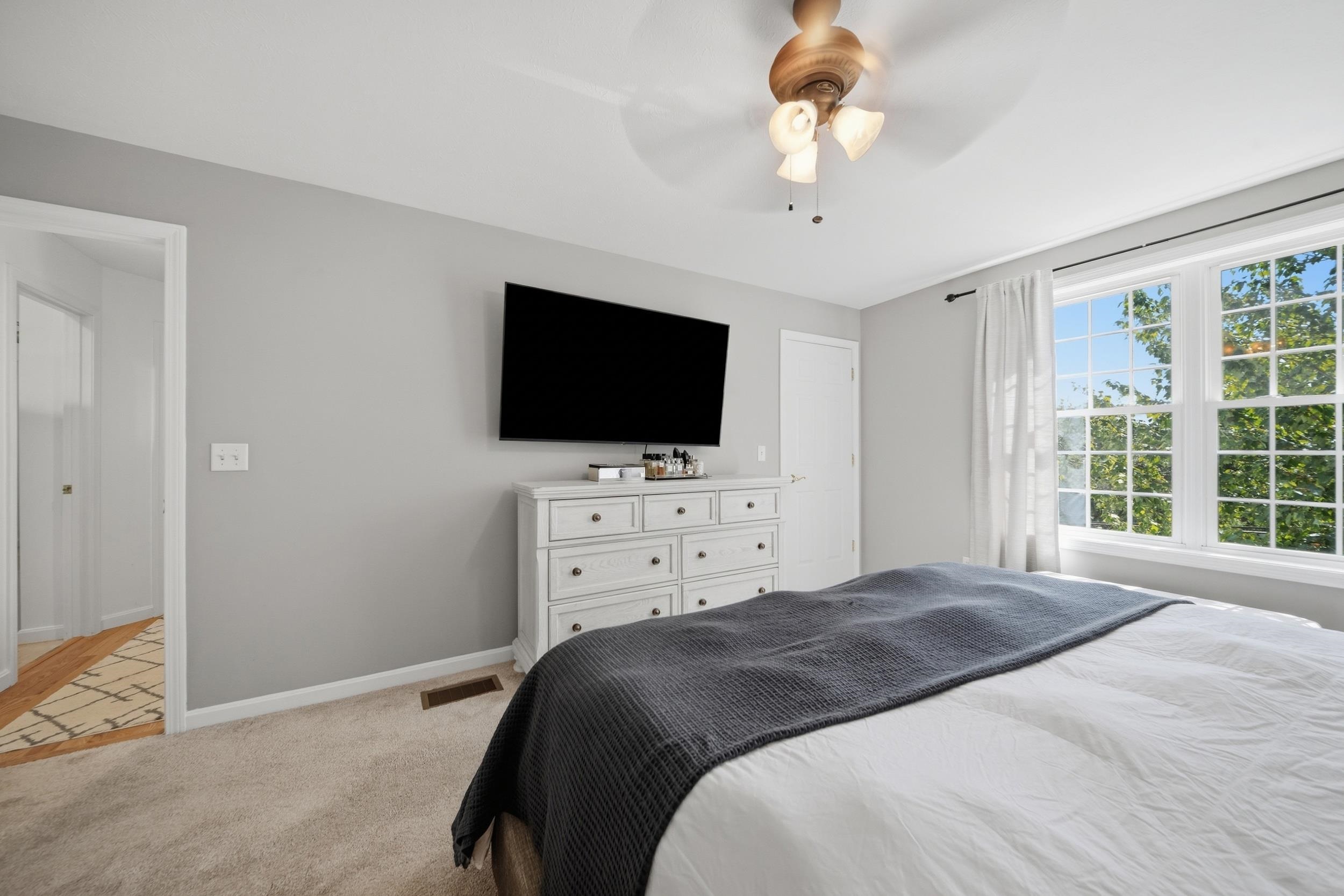 220 Arah Street Property Photo 25
