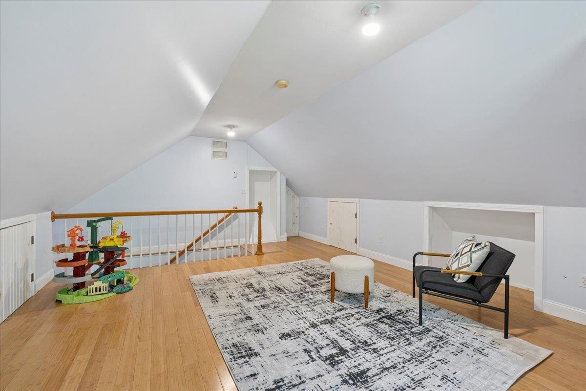 33 Auburn Road Property Photo 24
