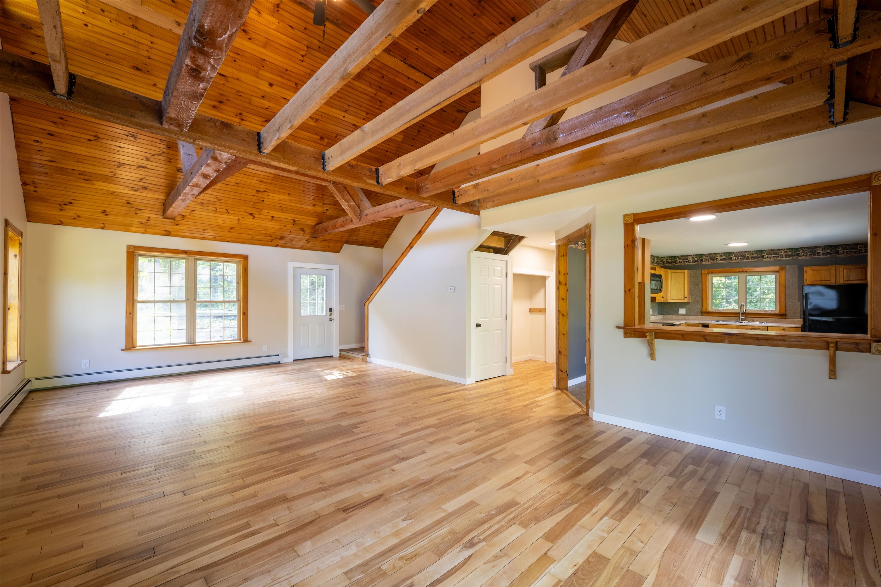 1890 Leland Road Property Photo 4