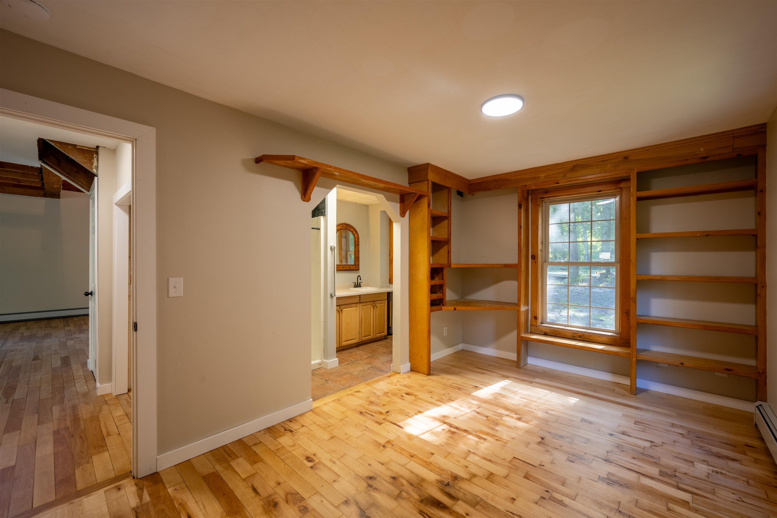 1890 Leland Road Property Photo 11