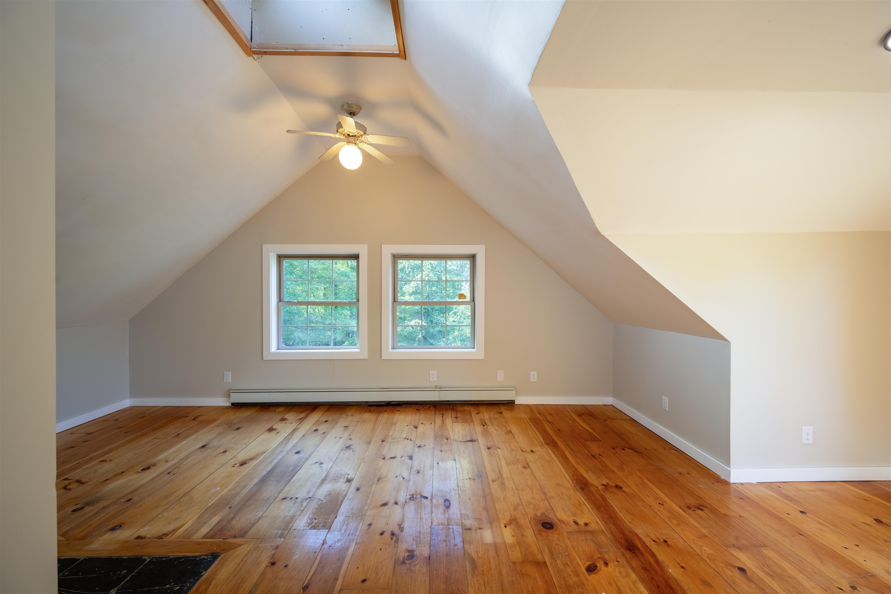 1890 Leland Road Property Photo 15