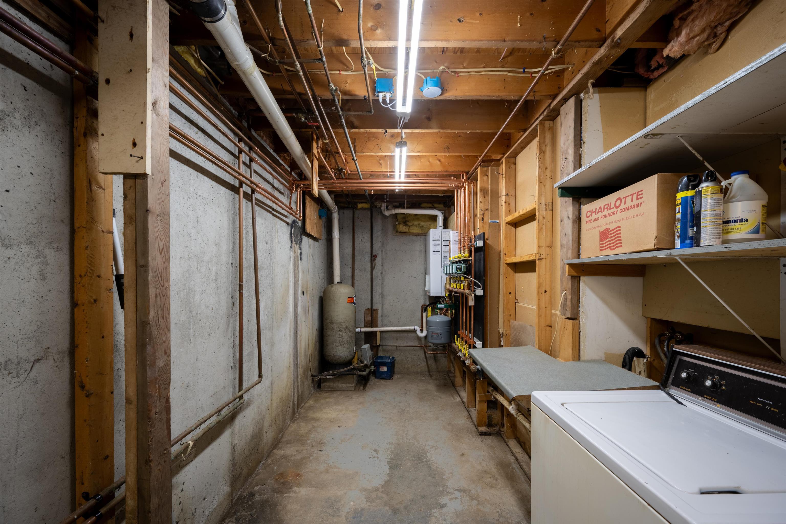 1890 Leland Road Property Photo 23