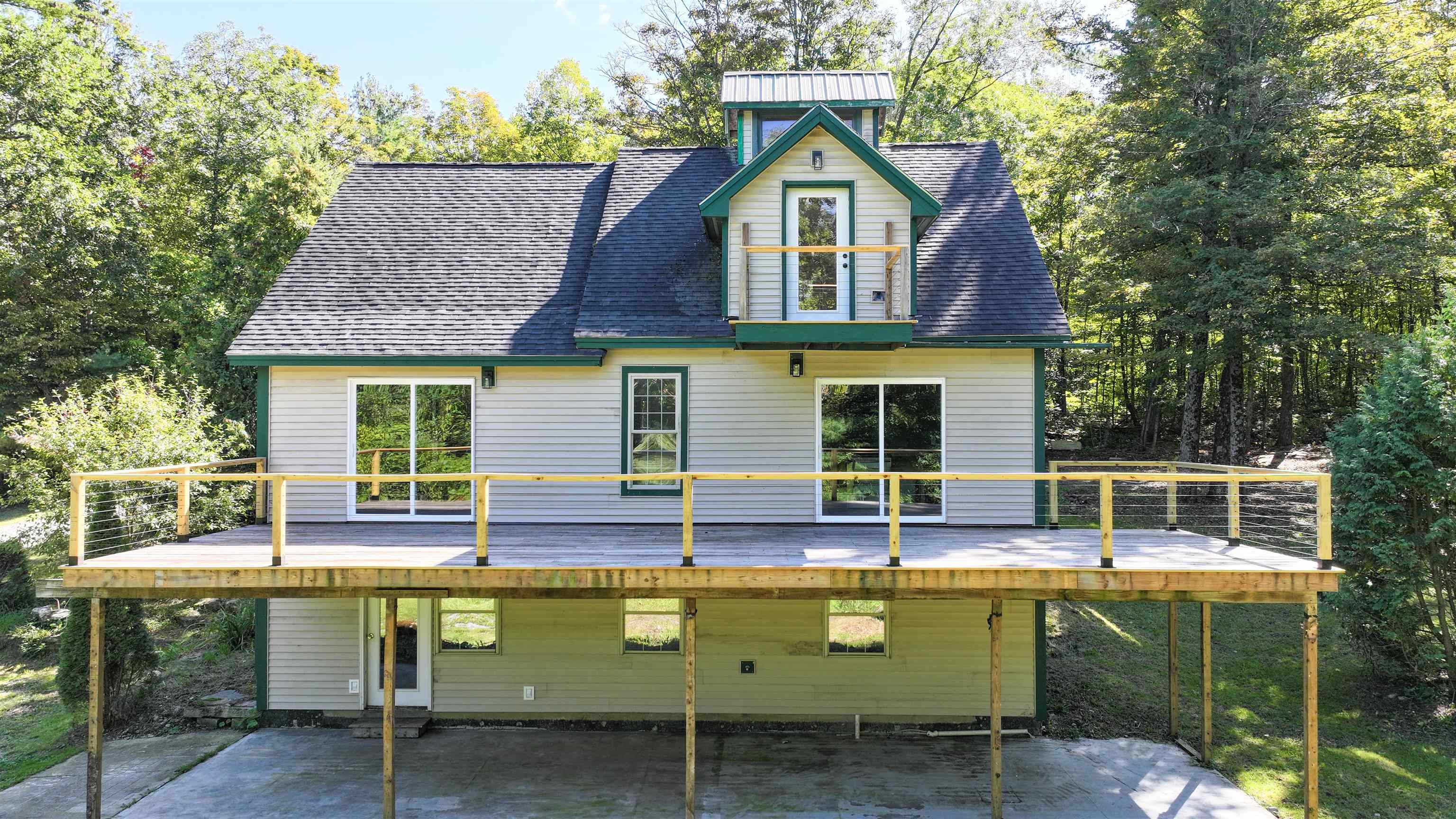 1890 Leland Road Property Photo 27