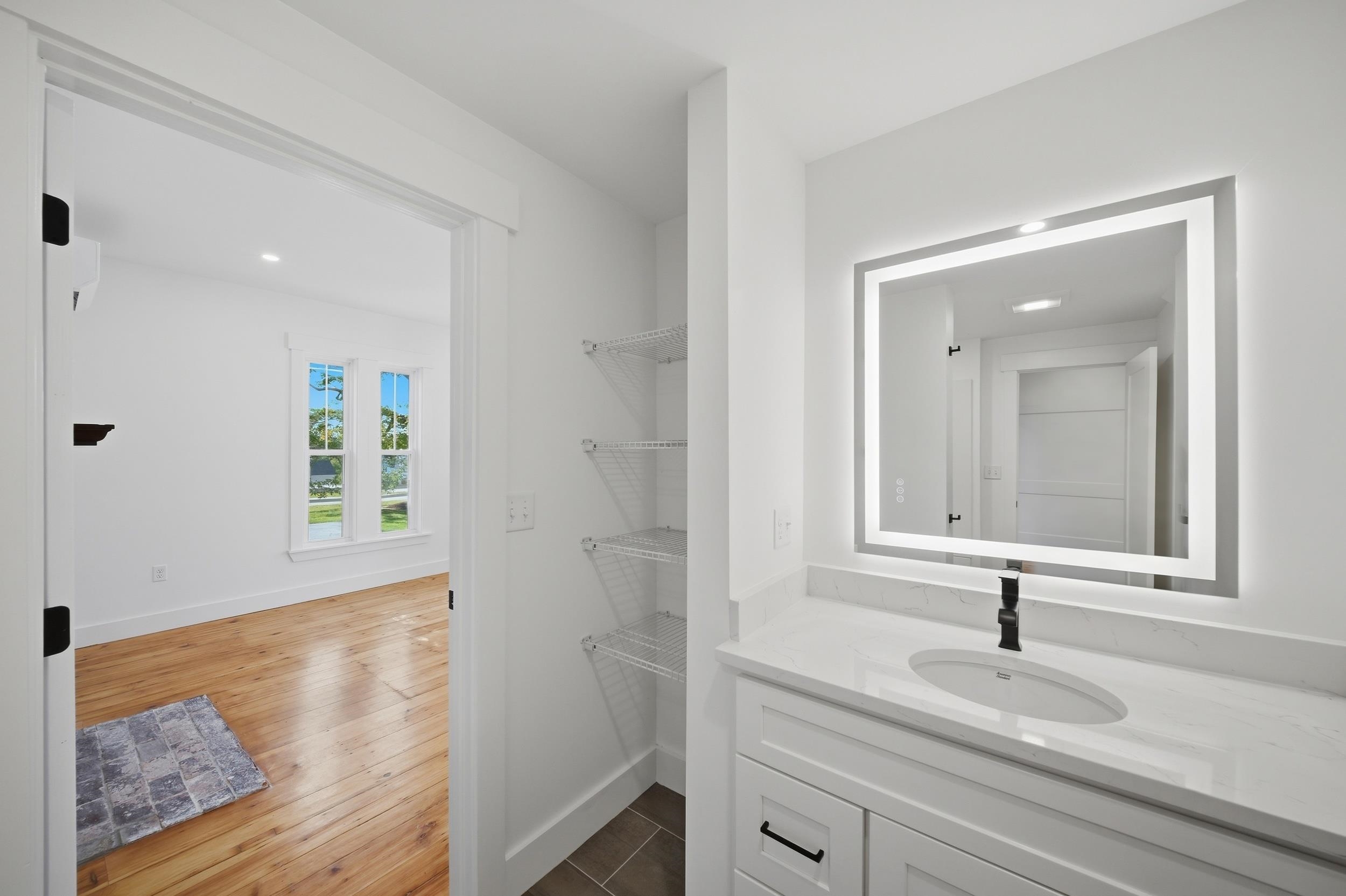 8 Depot Street Property Photo 19
