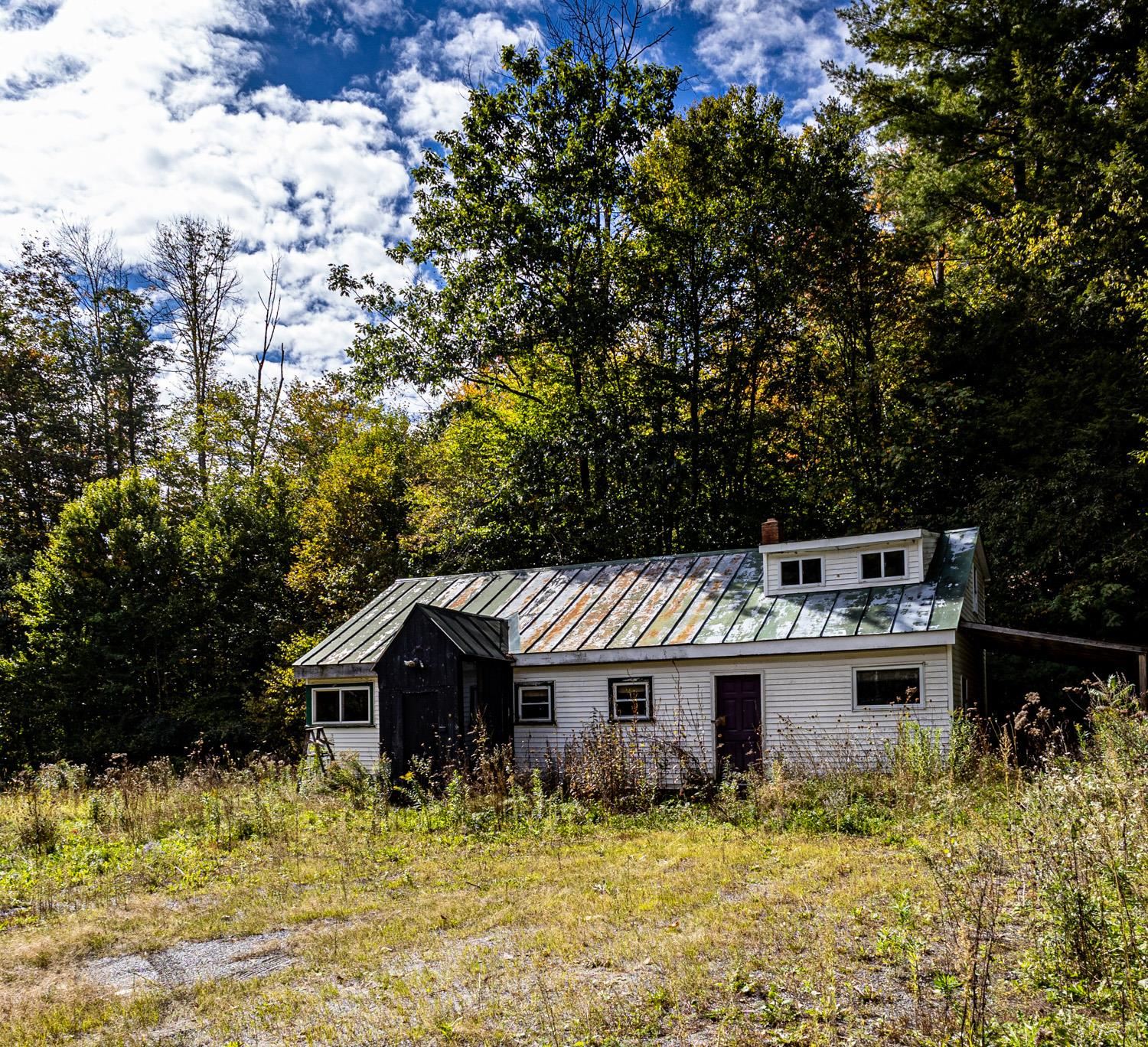 8769 Route 14 Property Photo 1