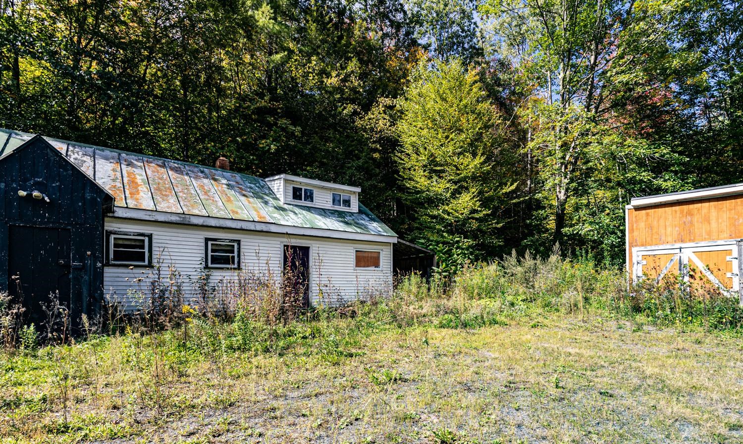 8769 Route 14 Property Photo 3