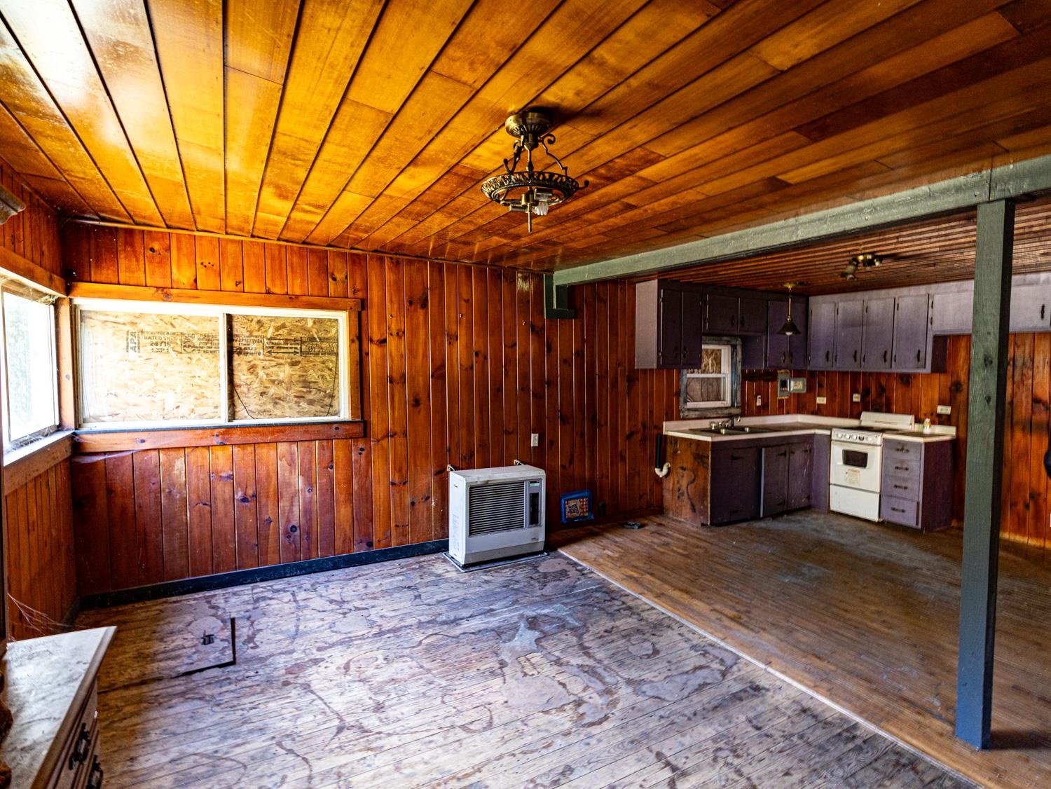 8769 Route 14 Property Photo 9