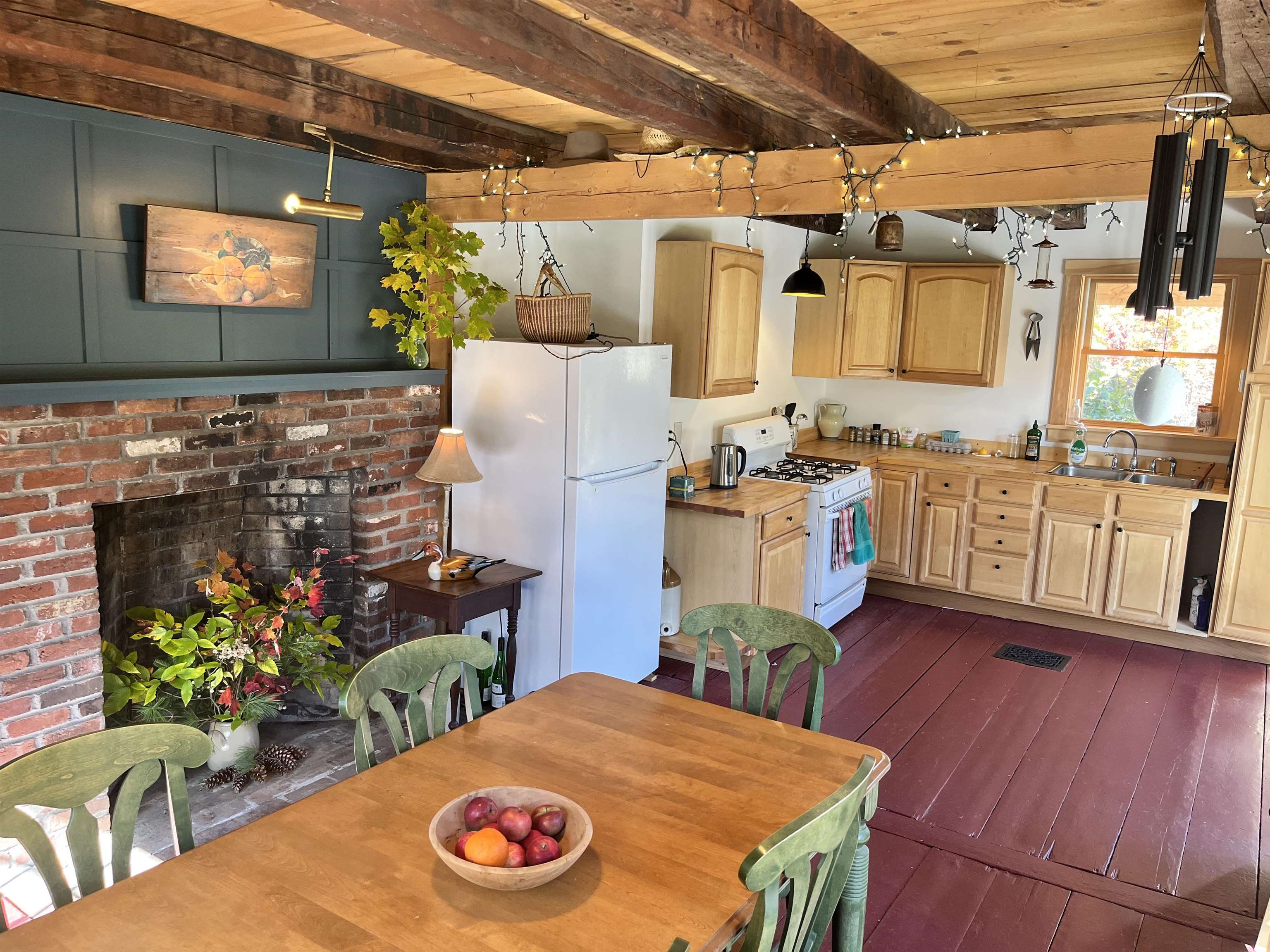 1756 Annis Road Property Photo 4