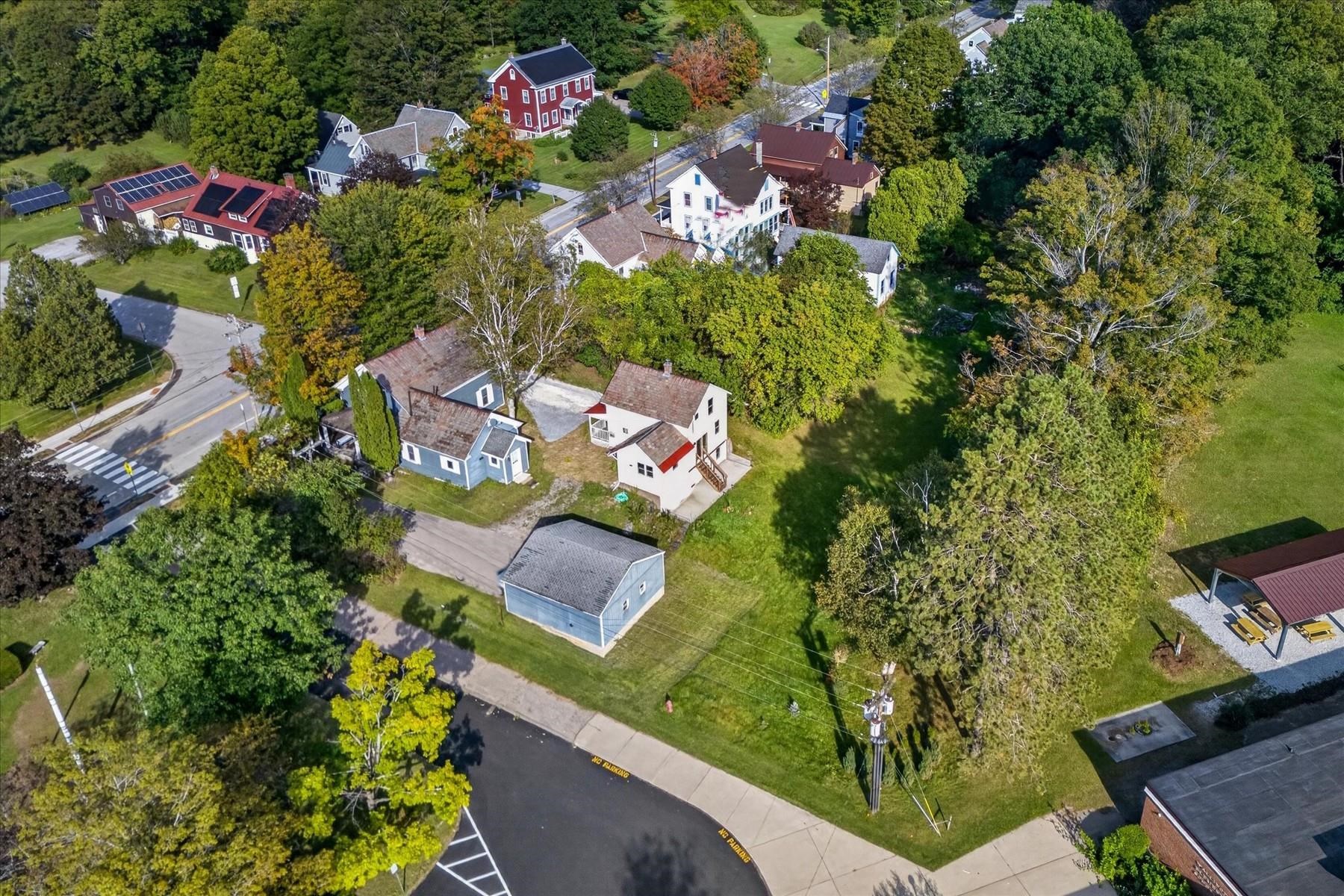 150 School Street Property Photo 4
