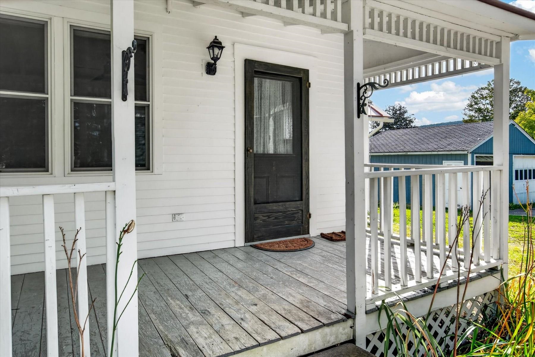 150 School Street Property Photo 5
