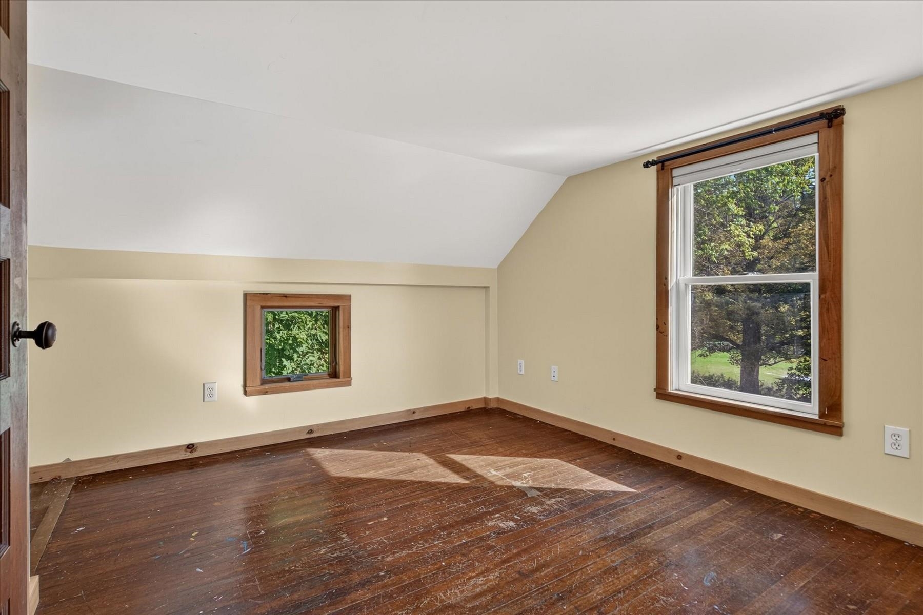 150 School Street Property Photo 25