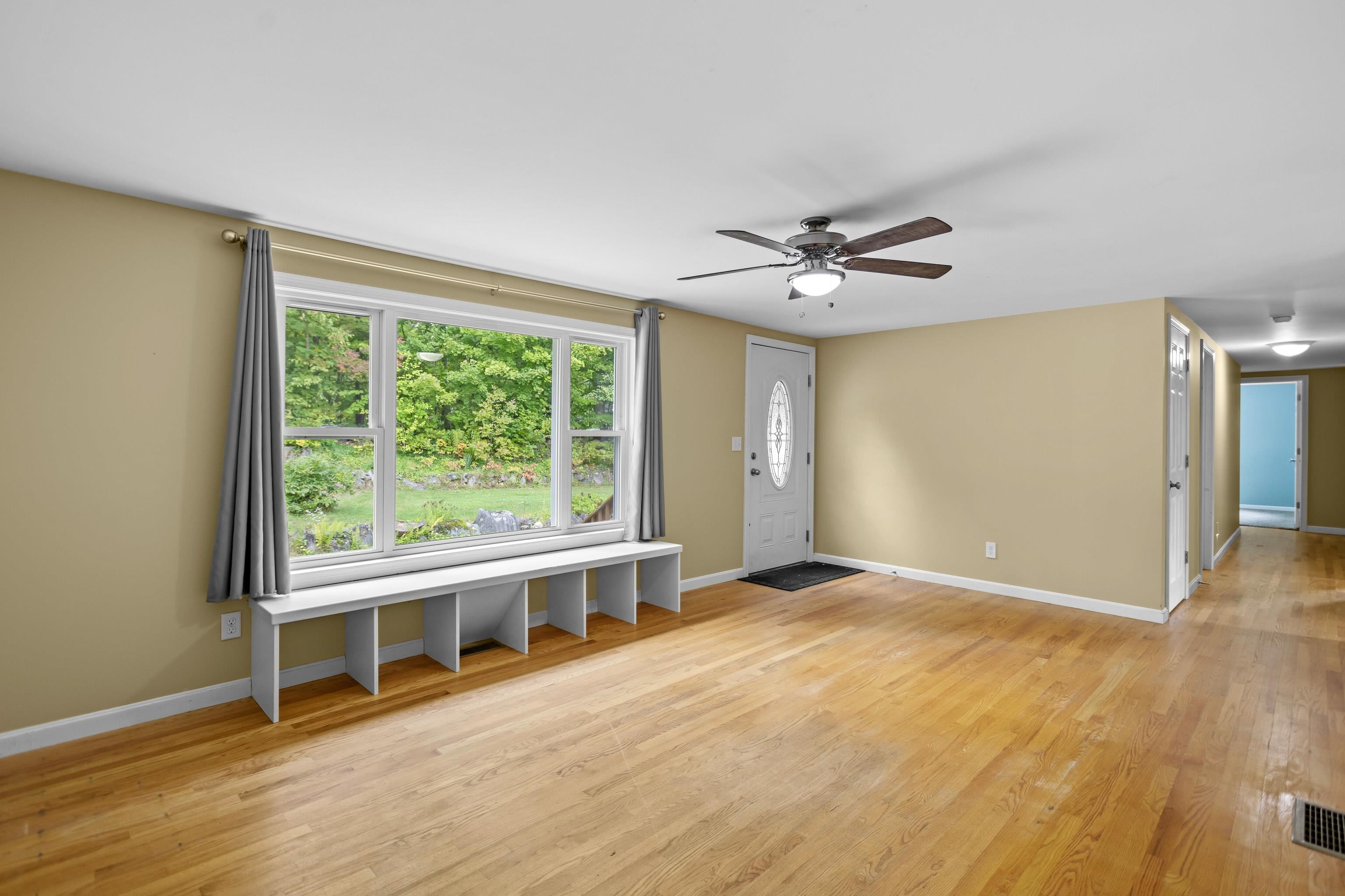 681 West Road Property Photo 8