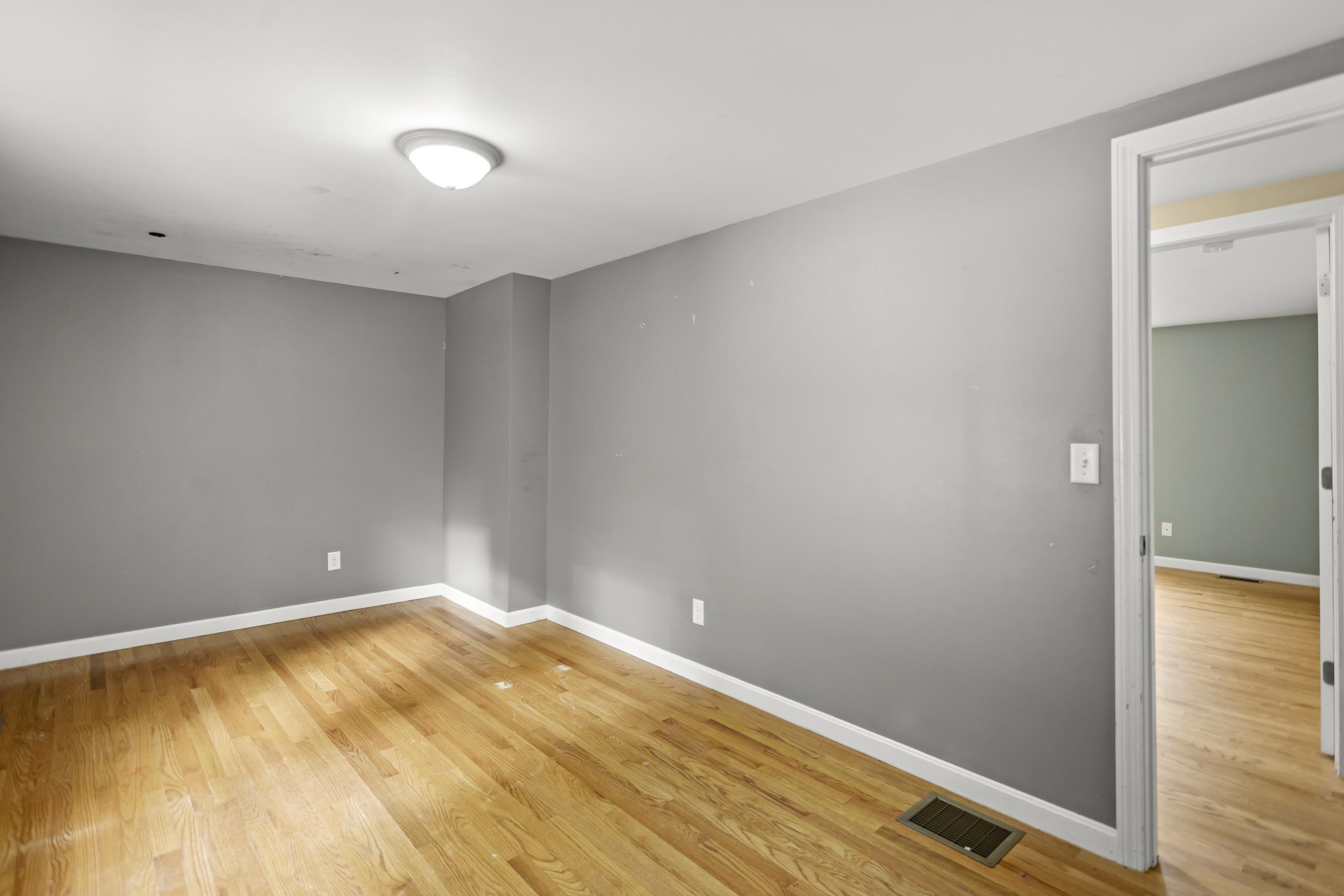 681 West Road Property Photo 20