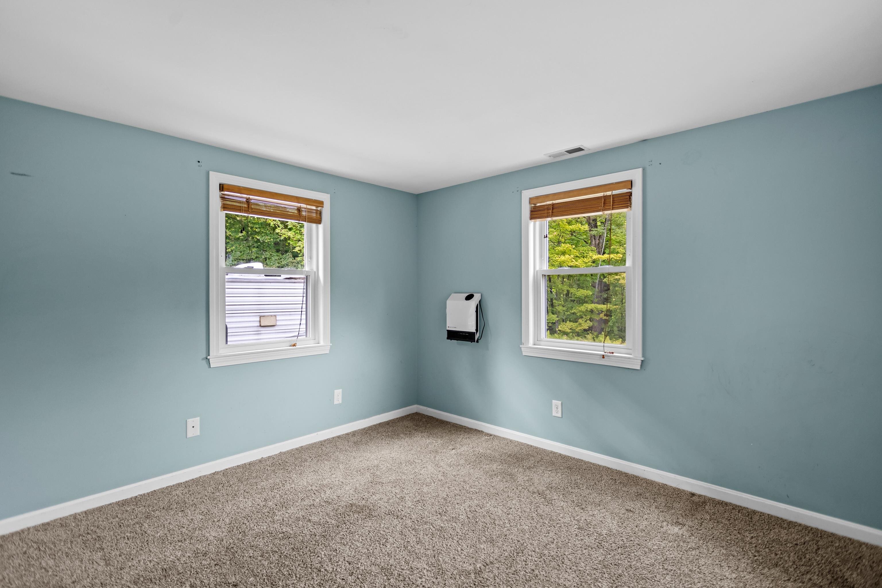 681 West Road Property Photo 24
