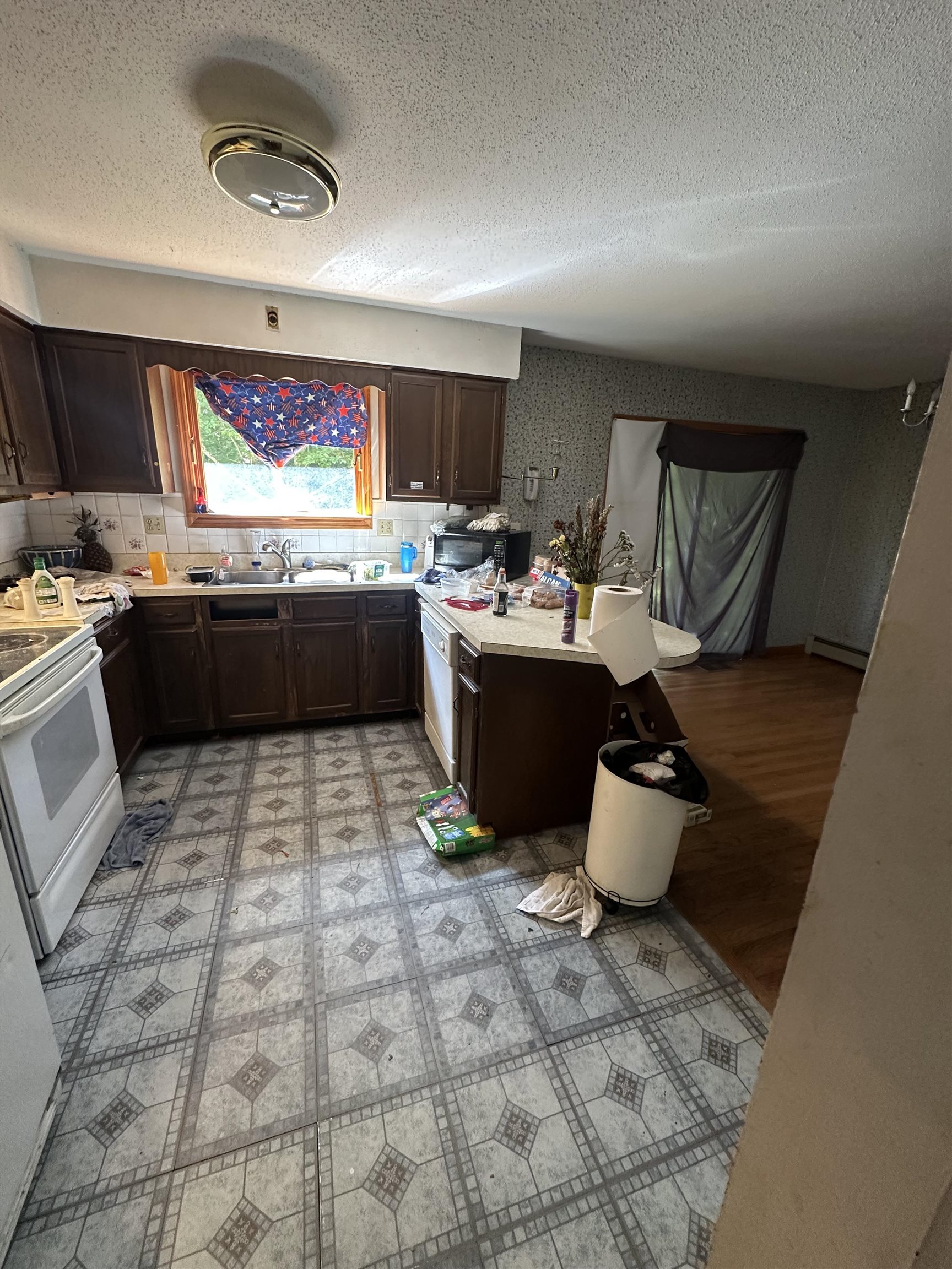 15 Oakwood Lane Property Photo 9