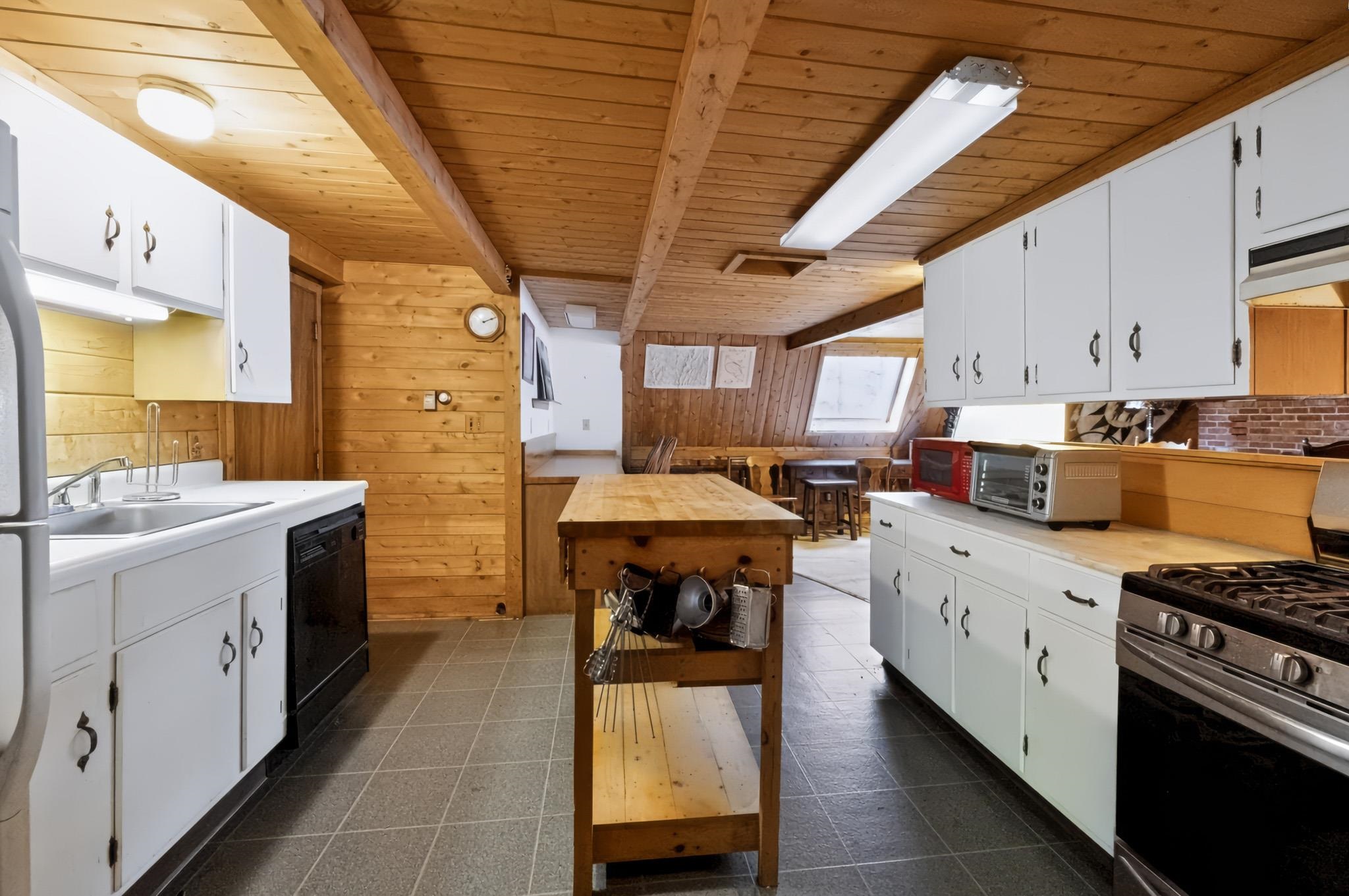 994 West Echo Lake Road Property Photo 42