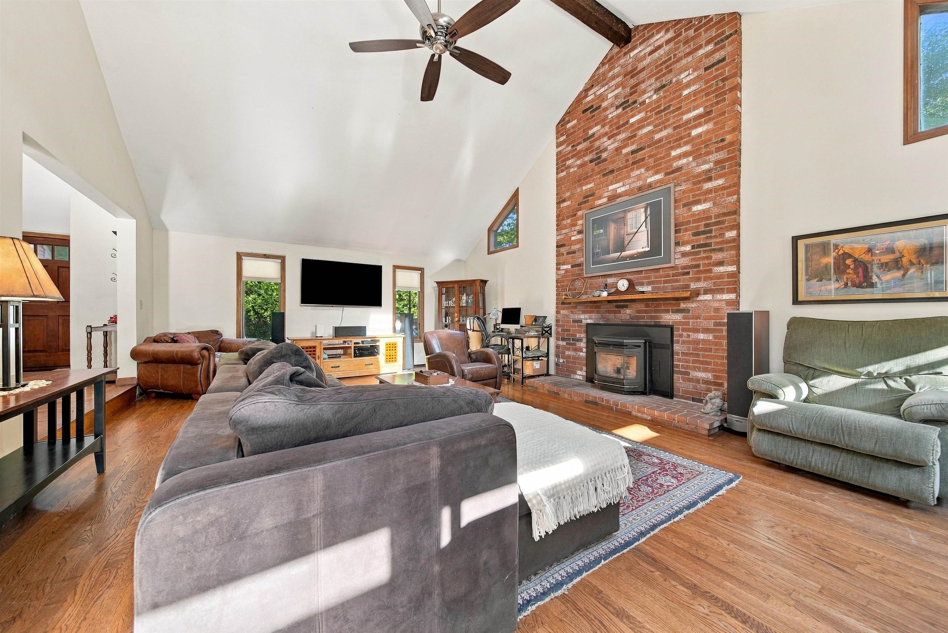 7 Cobblestone Place Property Photo 11
