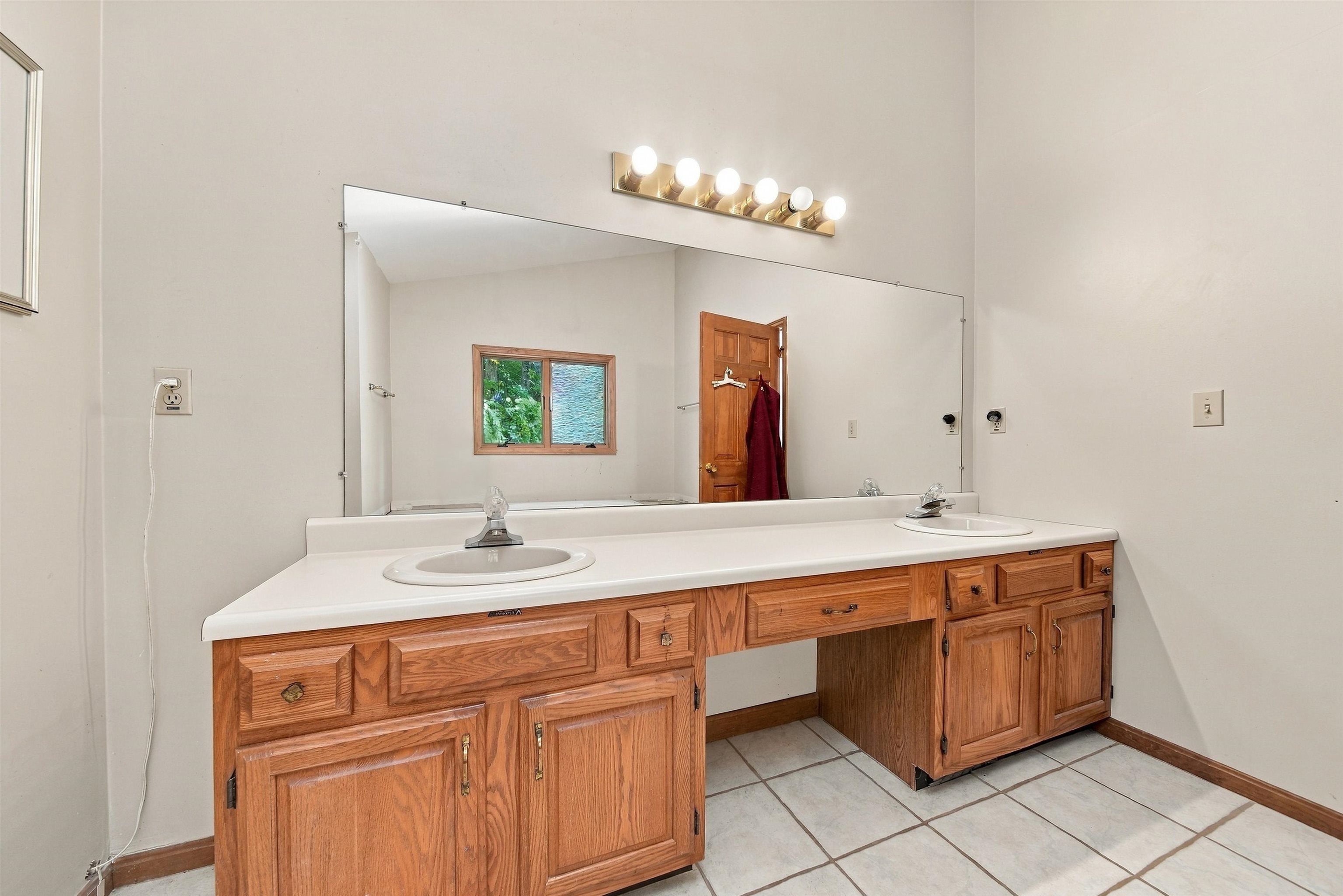 7 Cobblestone Place Property Photo 35