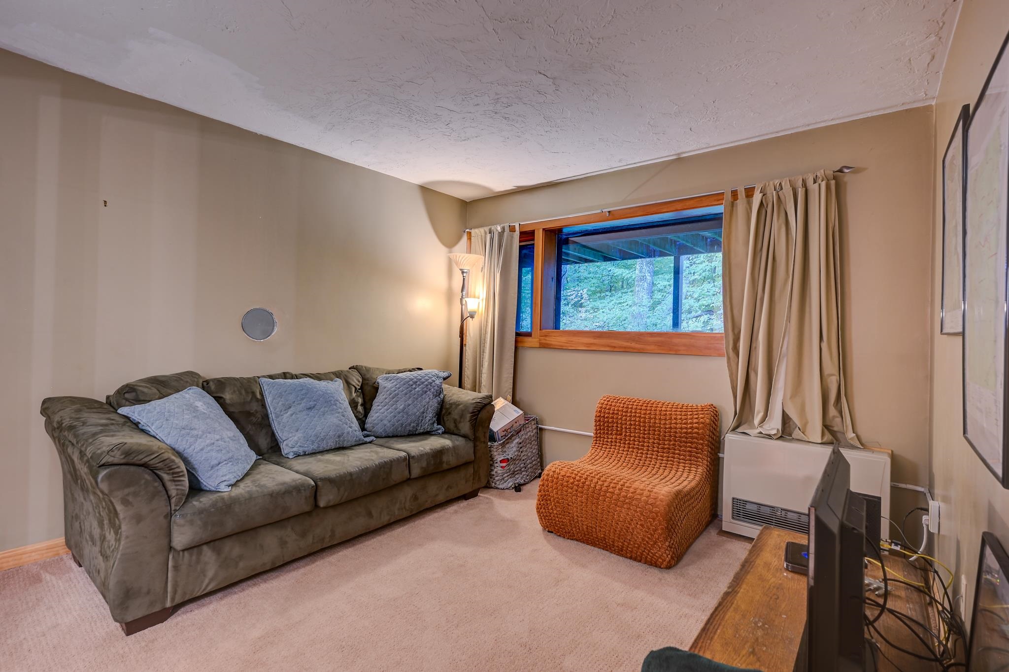 32 Woodland Pines Road Property Photo 28