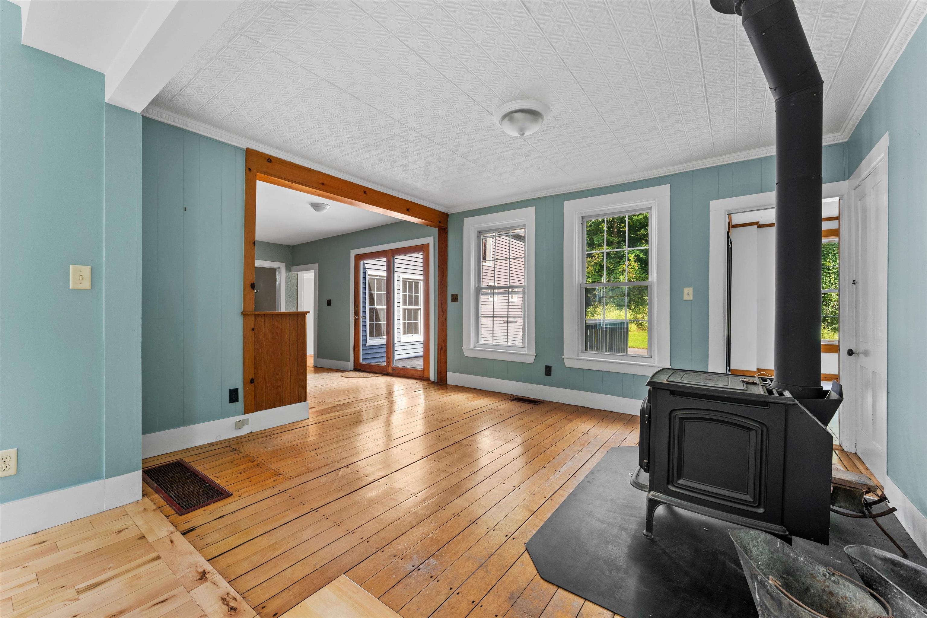 513 N Shore Road Property Photo 8