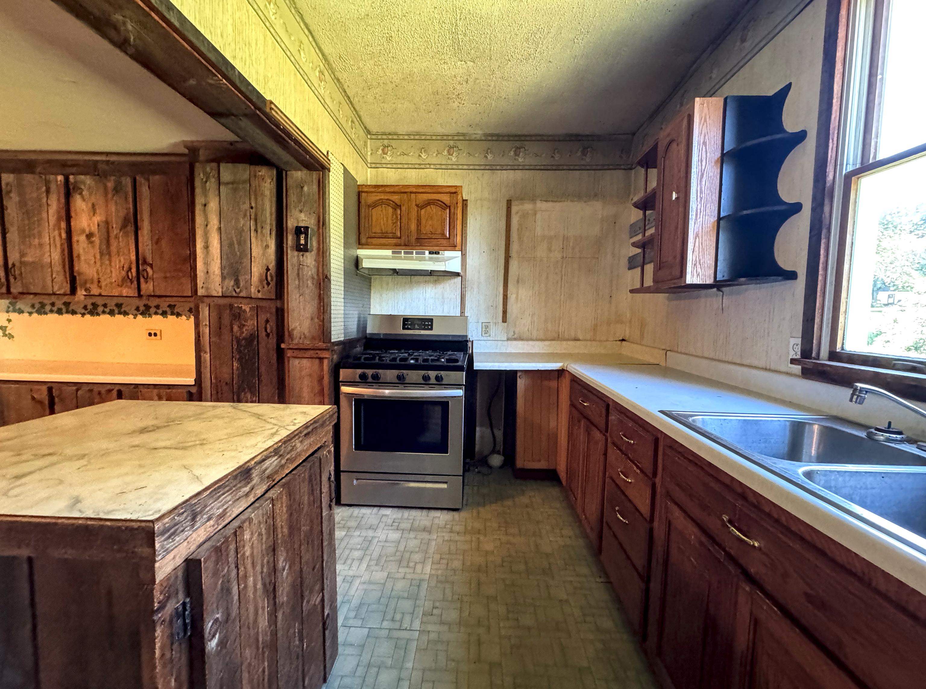 2 North Street Property Photo 36