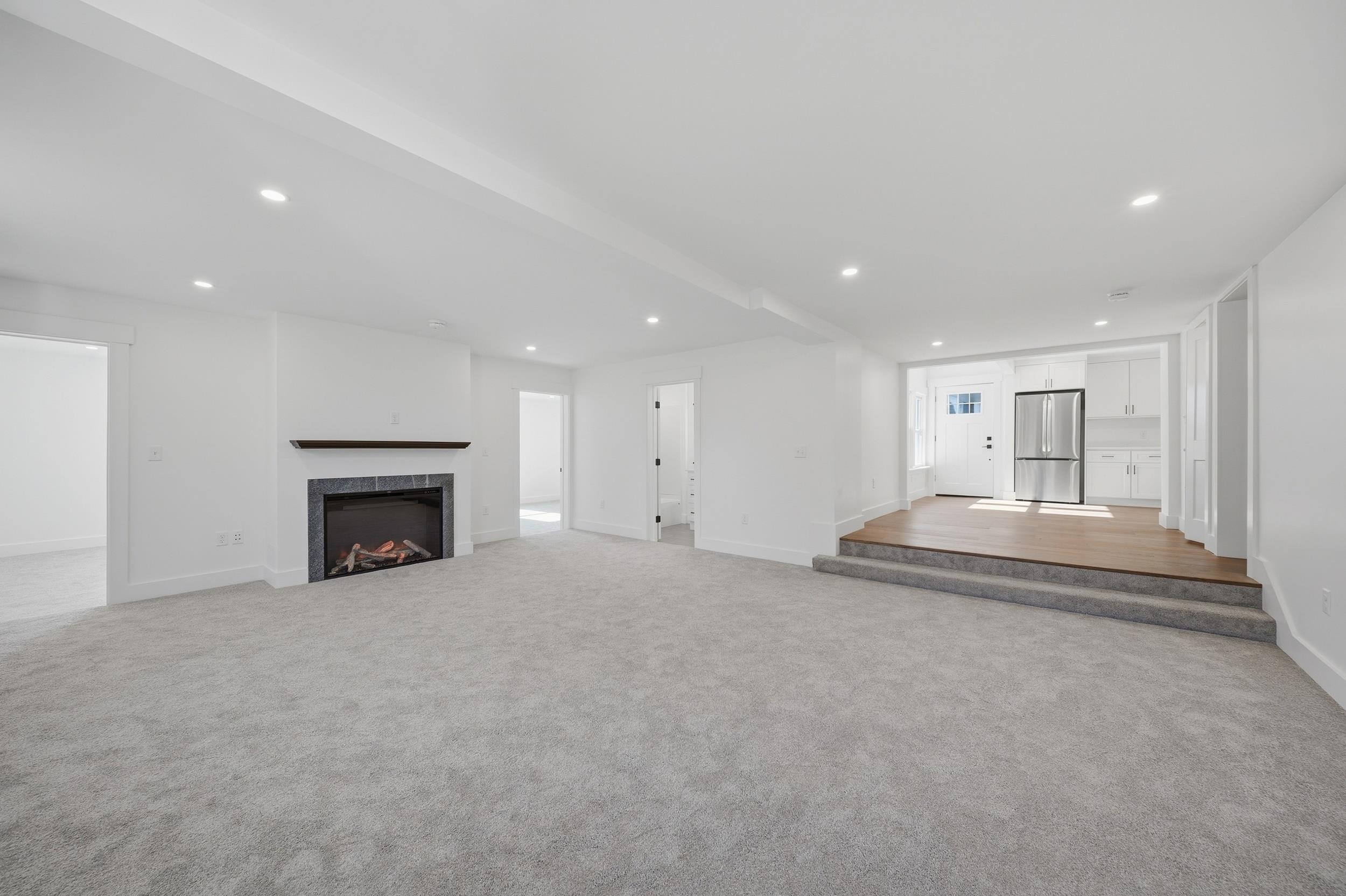8 Depot Street Property Photo 10