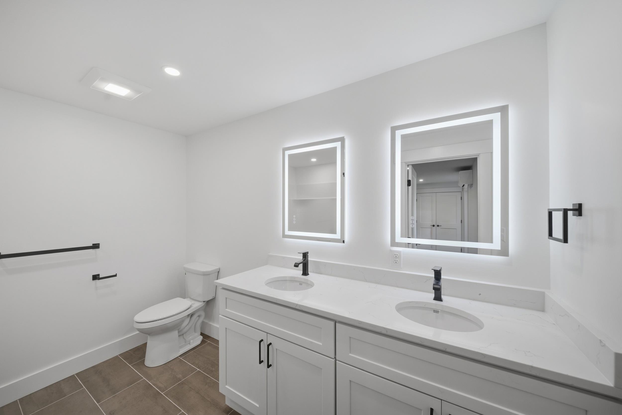 8 Depot Street Property Photo 12