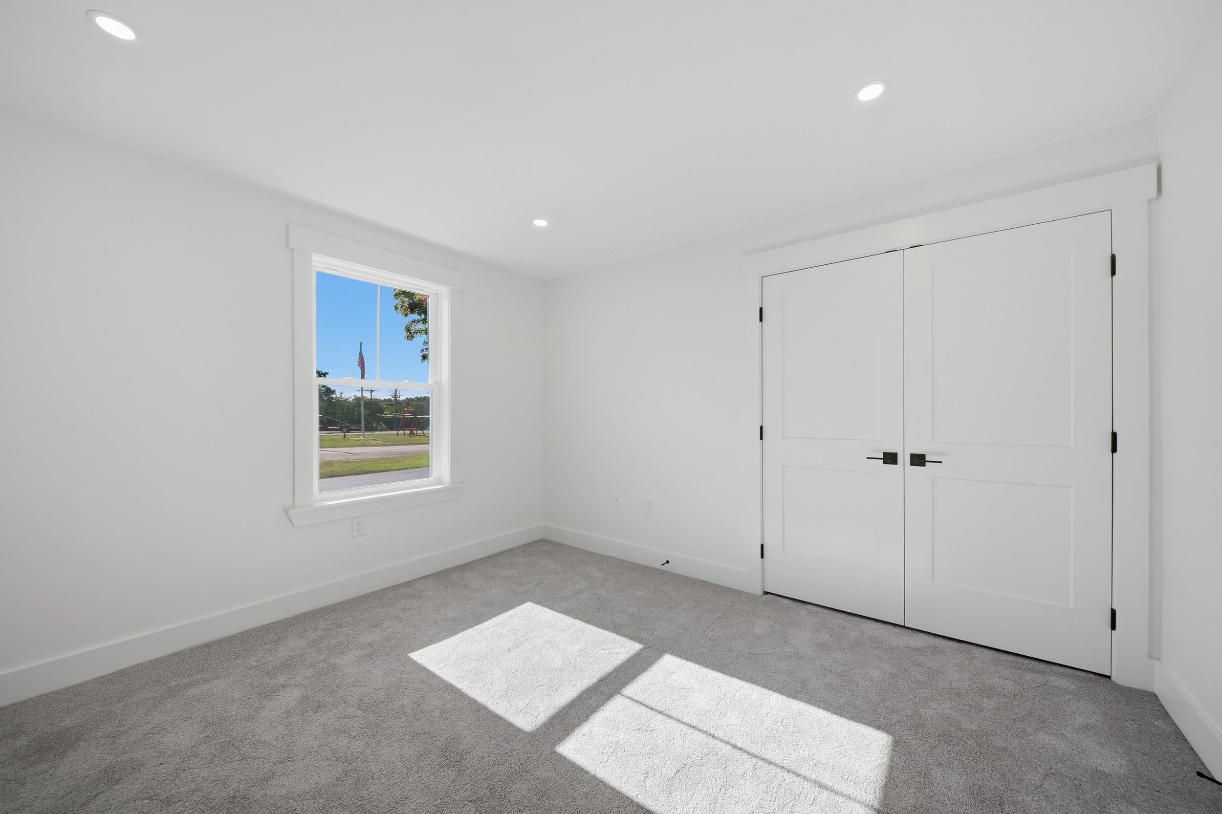 8 Depot Street Property Photo 17