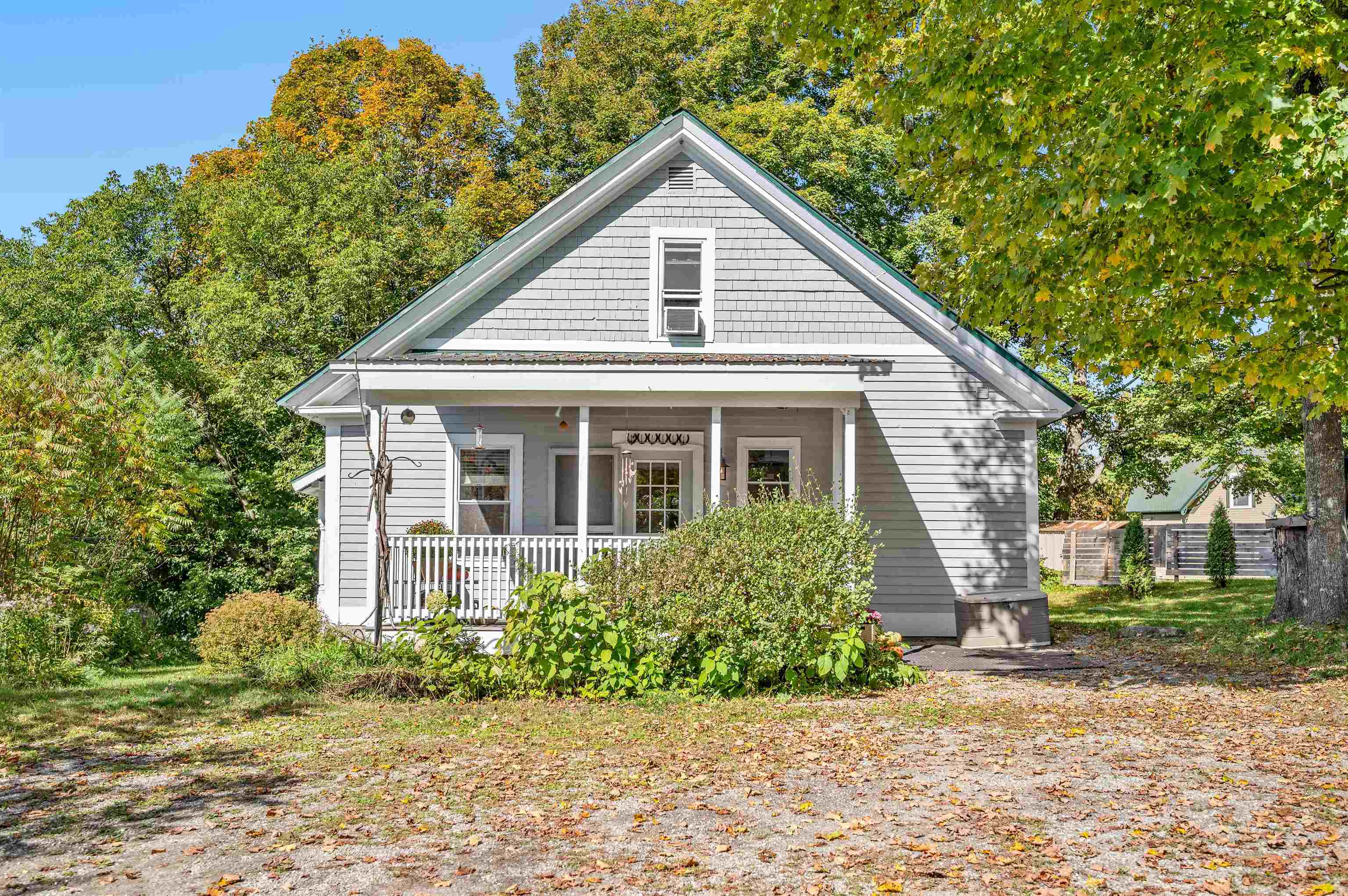 902 Needles Eye Road Property Photo 3