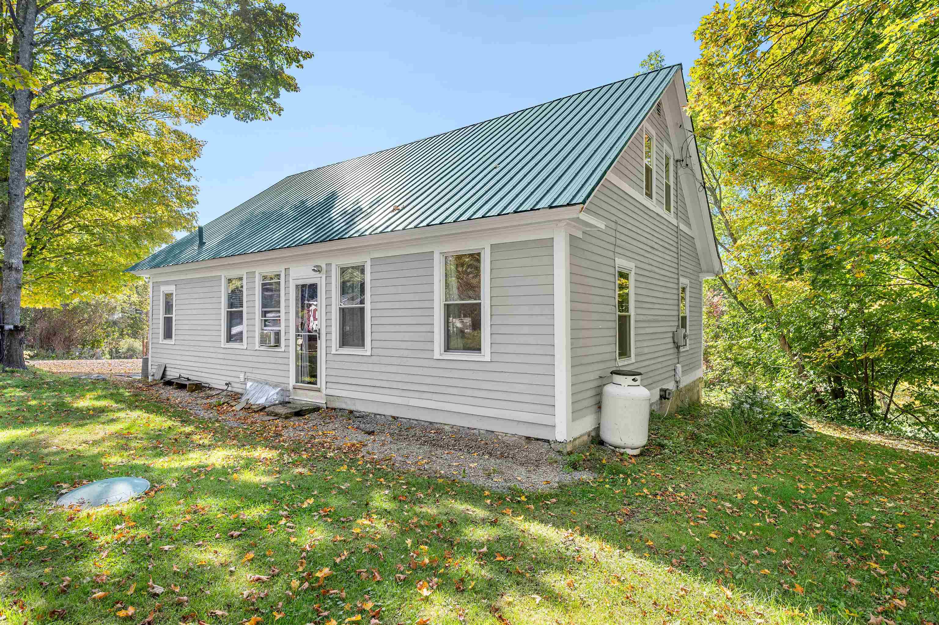 902 Needles Eye Road Property Photo 5