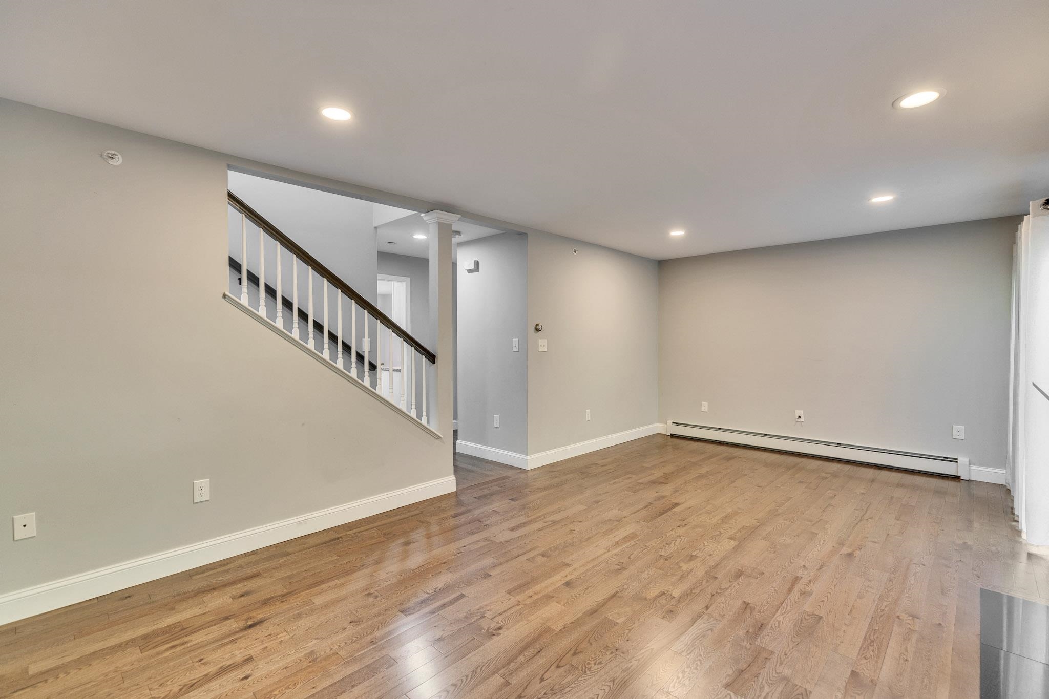1465 Hooksett Road Property Photo 16