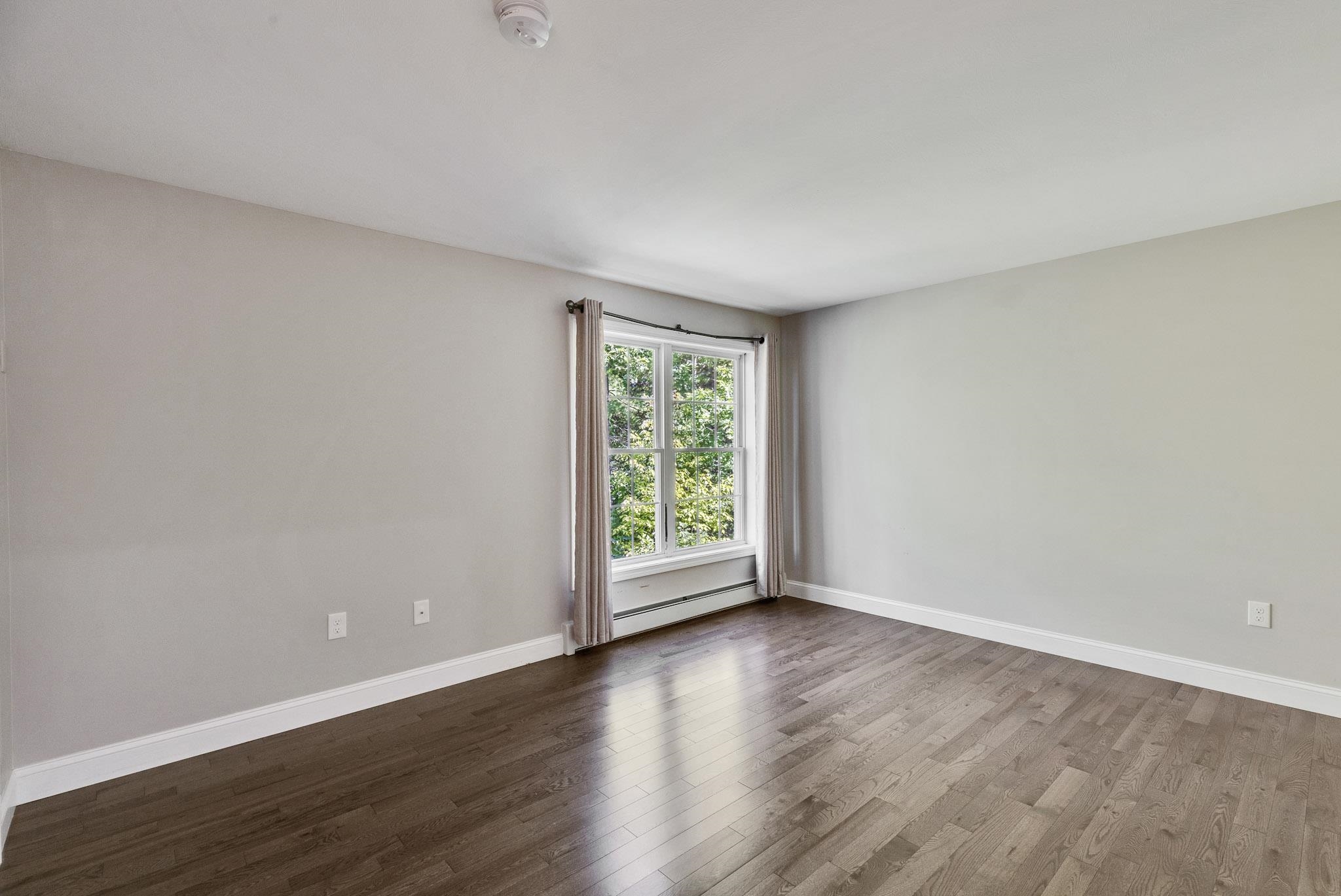 1465 Hooksett Road Property Photo 27