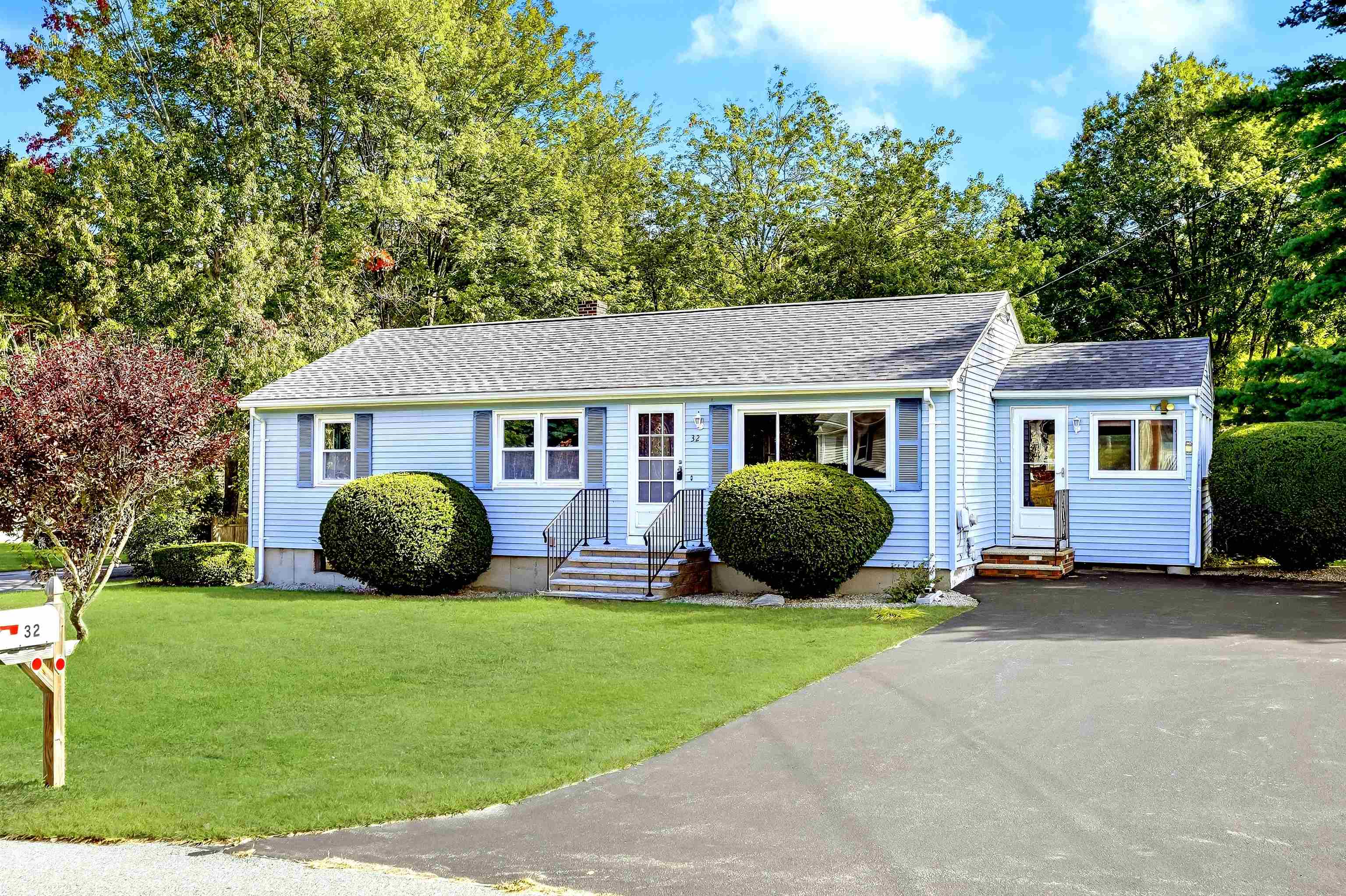 32 Henderson Circle Property Photo 2