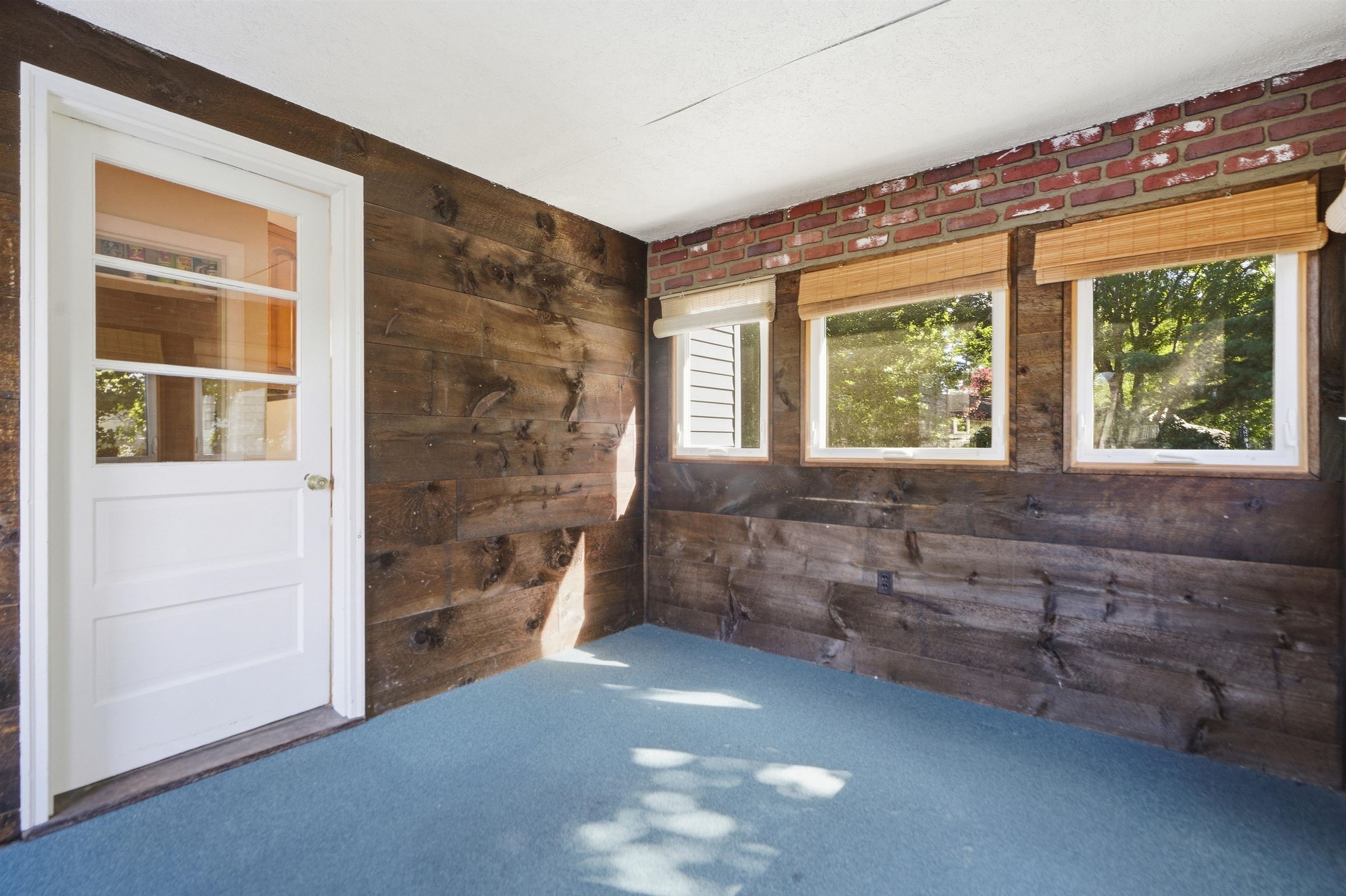 32 Henderson Circle Property Photo 5