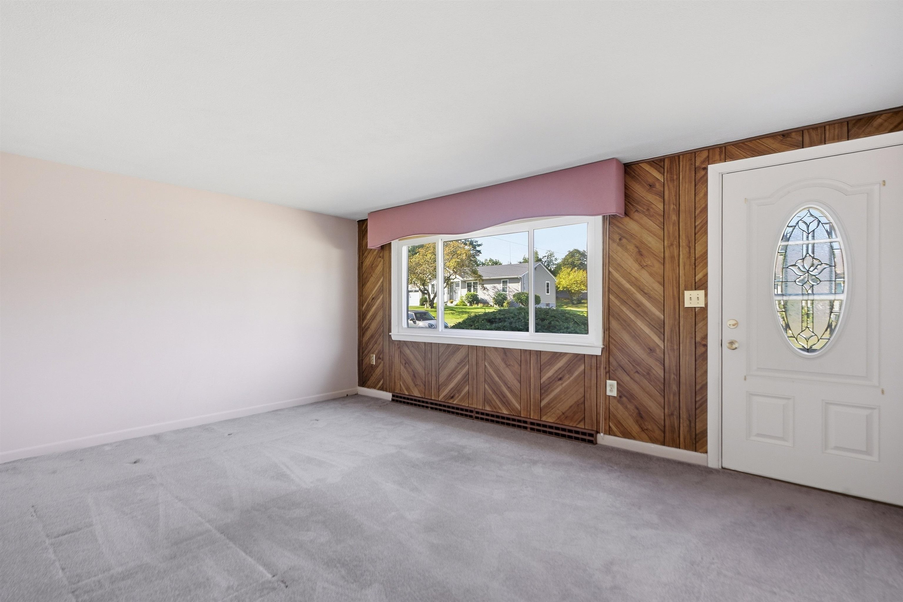 32 Henderson Circle Property Photo 8