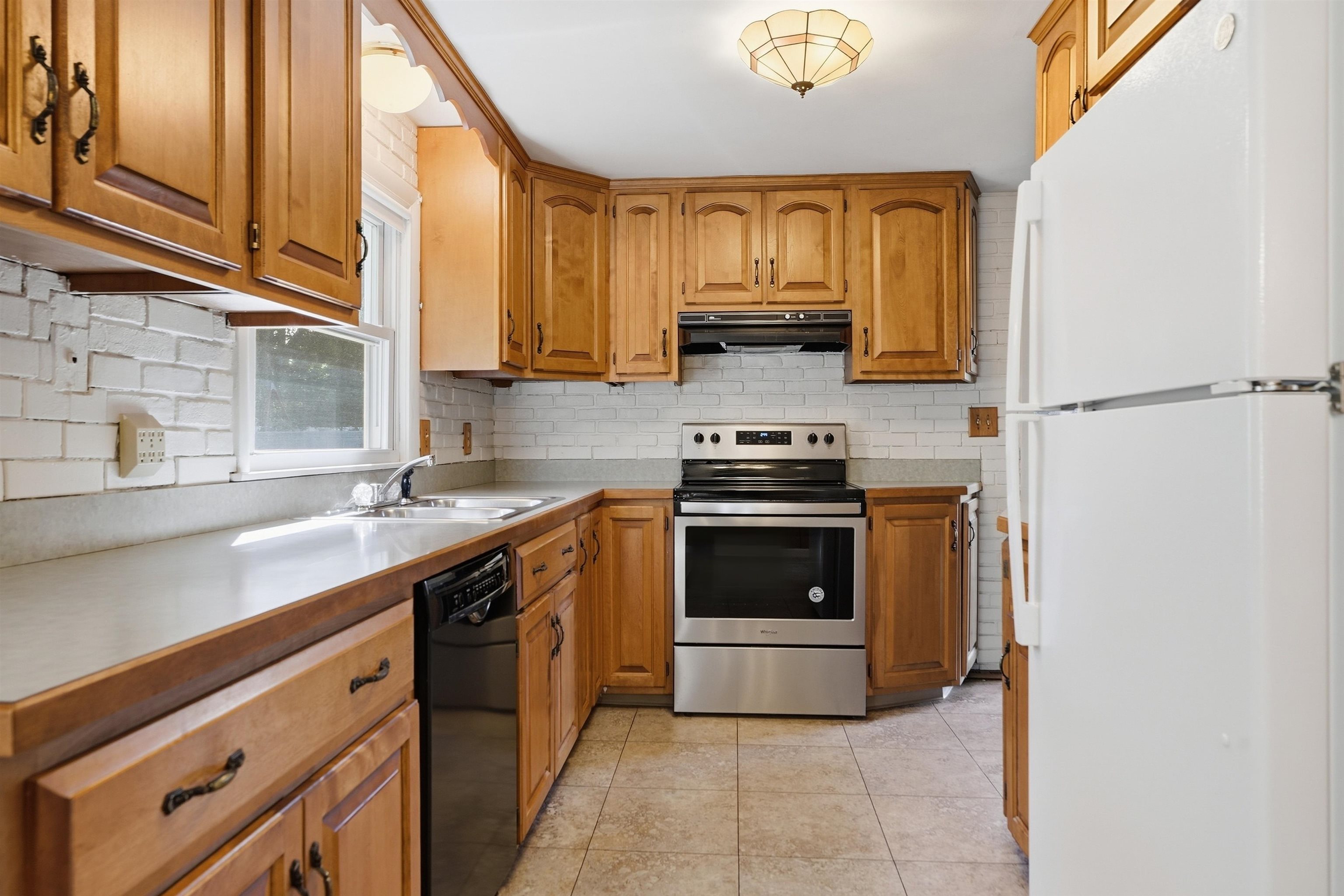 32 Henderson Circle Property Photo 12