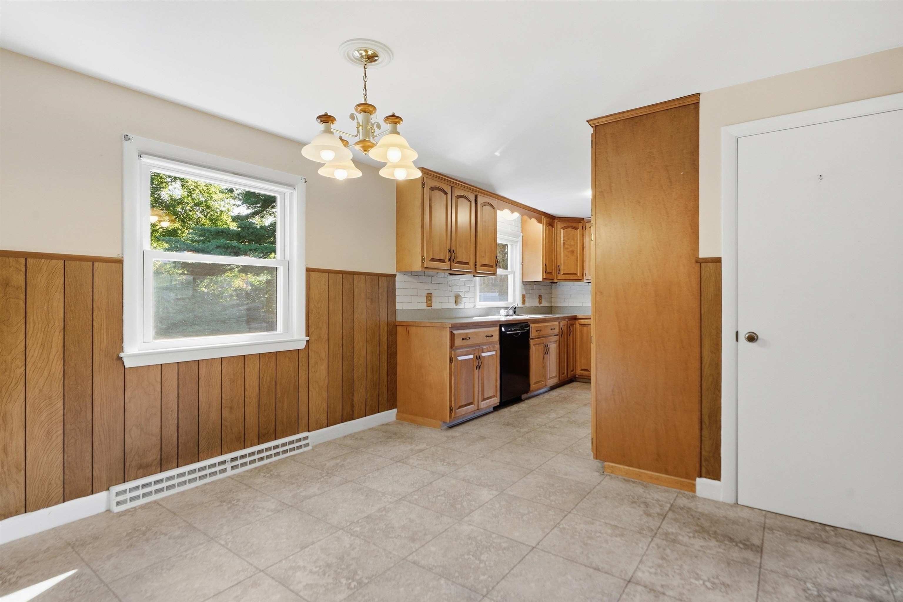 32 Henderson Circle Property Photo 15