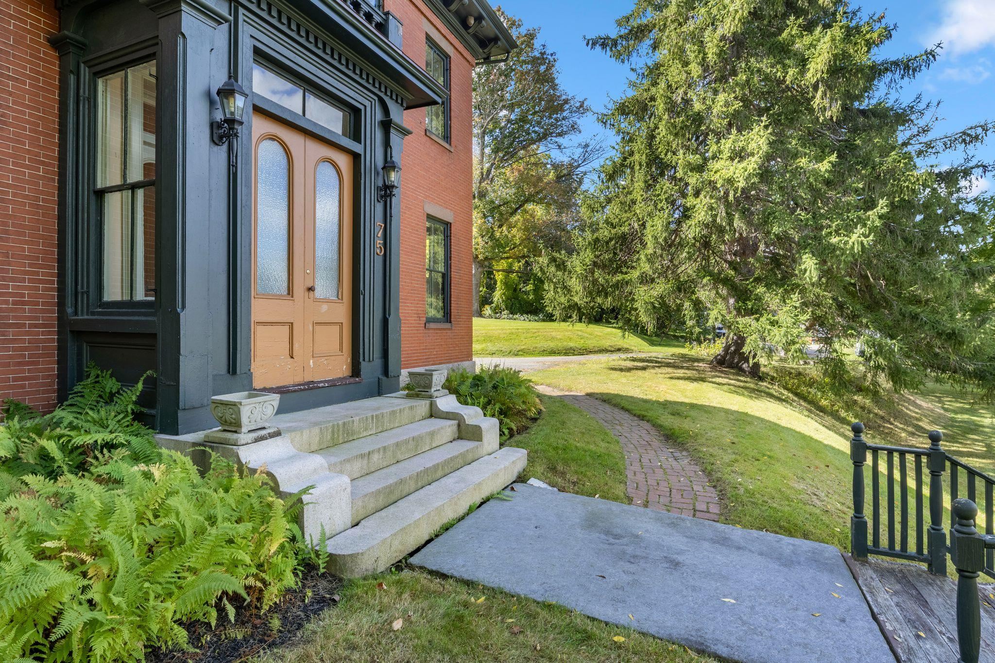 75 South Street Property Photo 2