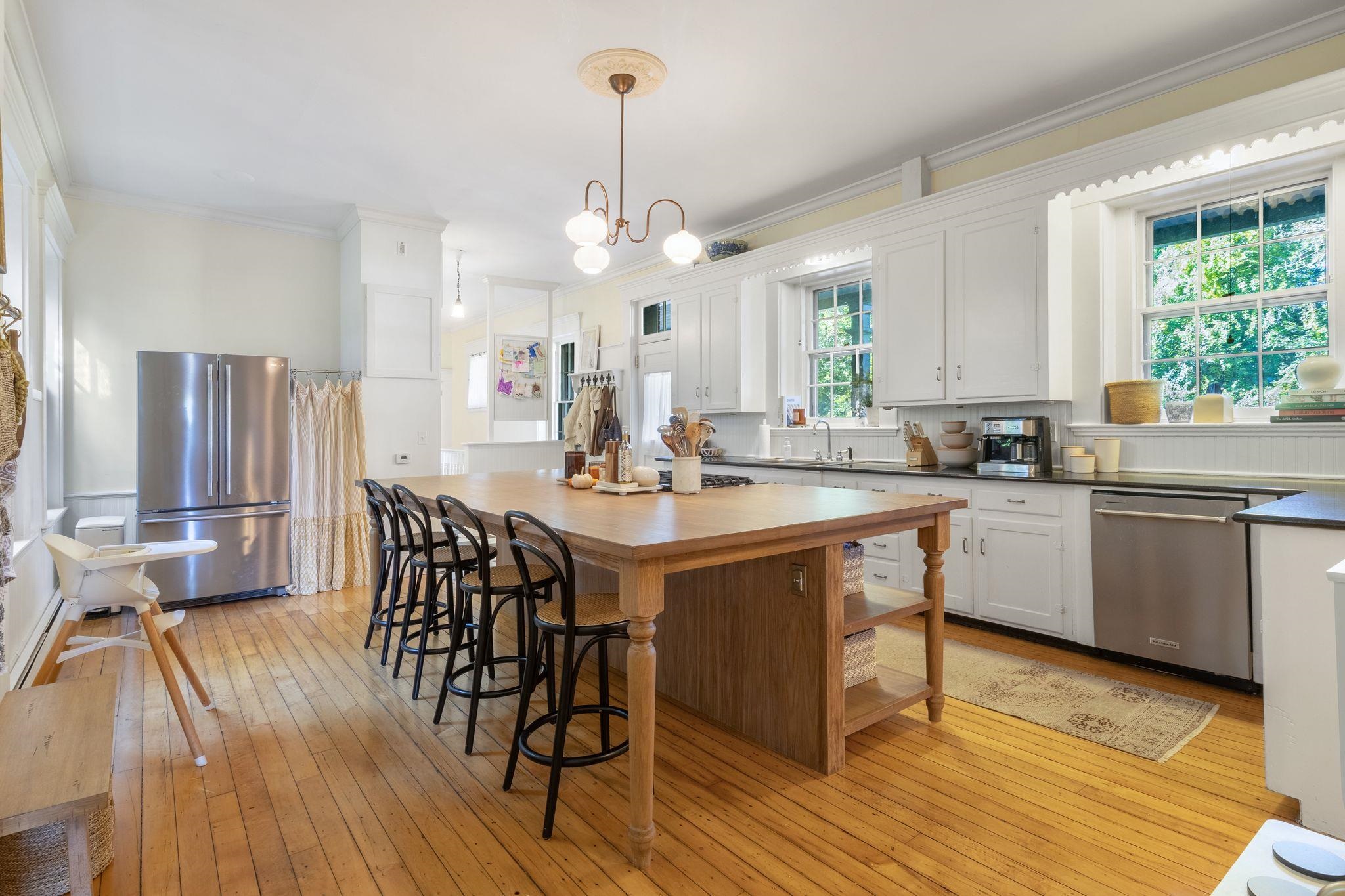 75 South Street Property Photo 19