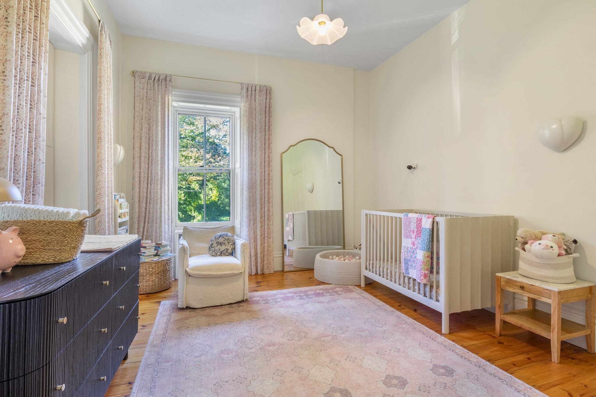 75 South Street Property Photo 38