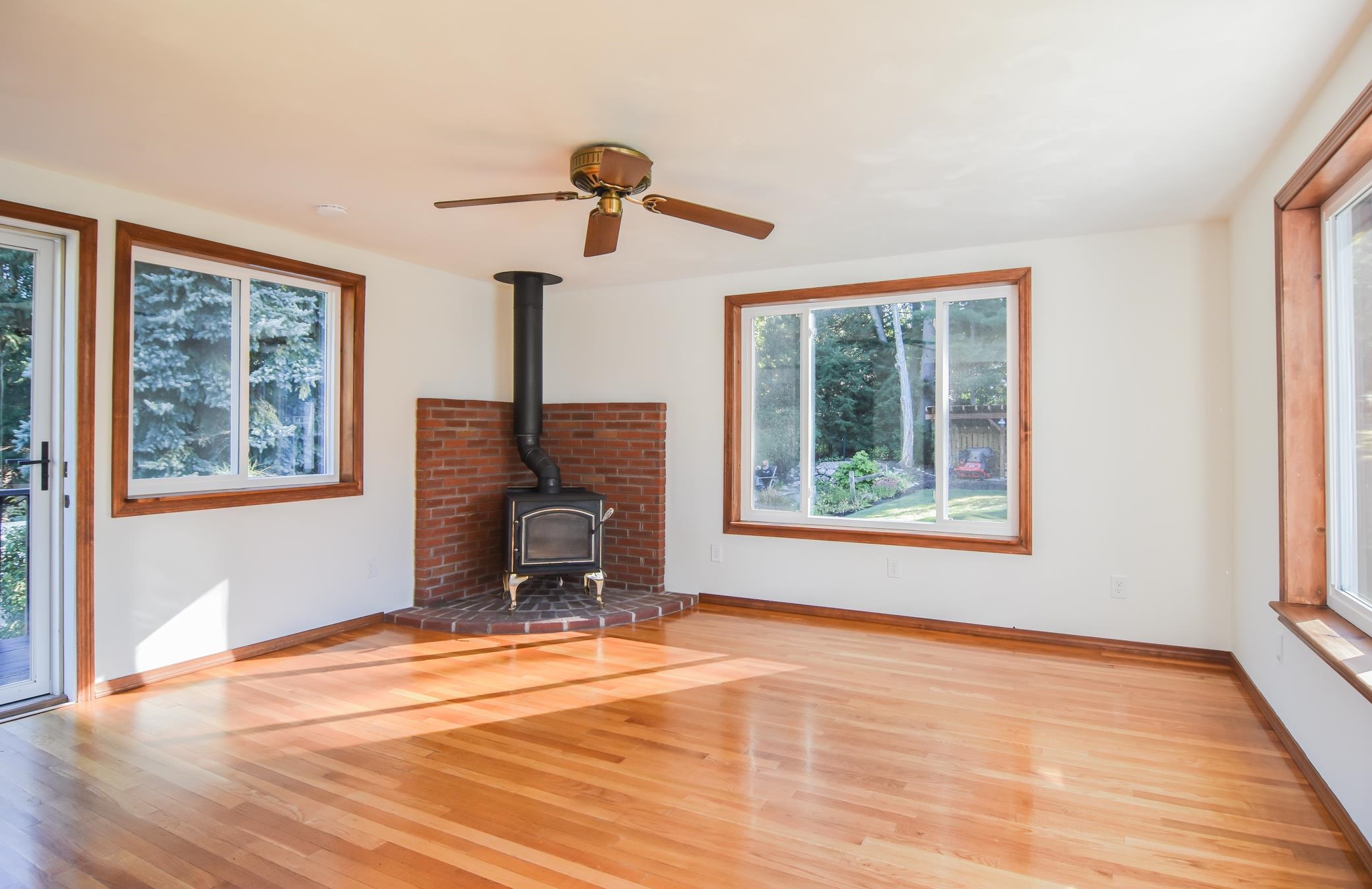 21 Belmont Drive Property Photo 6