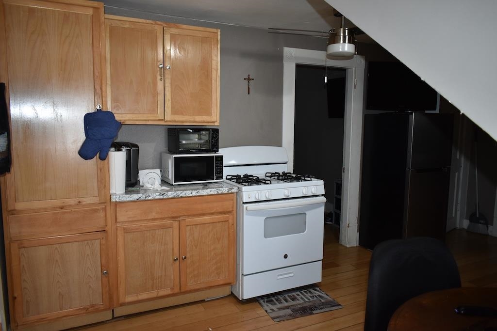 429 Wilson Street Property Photo 40