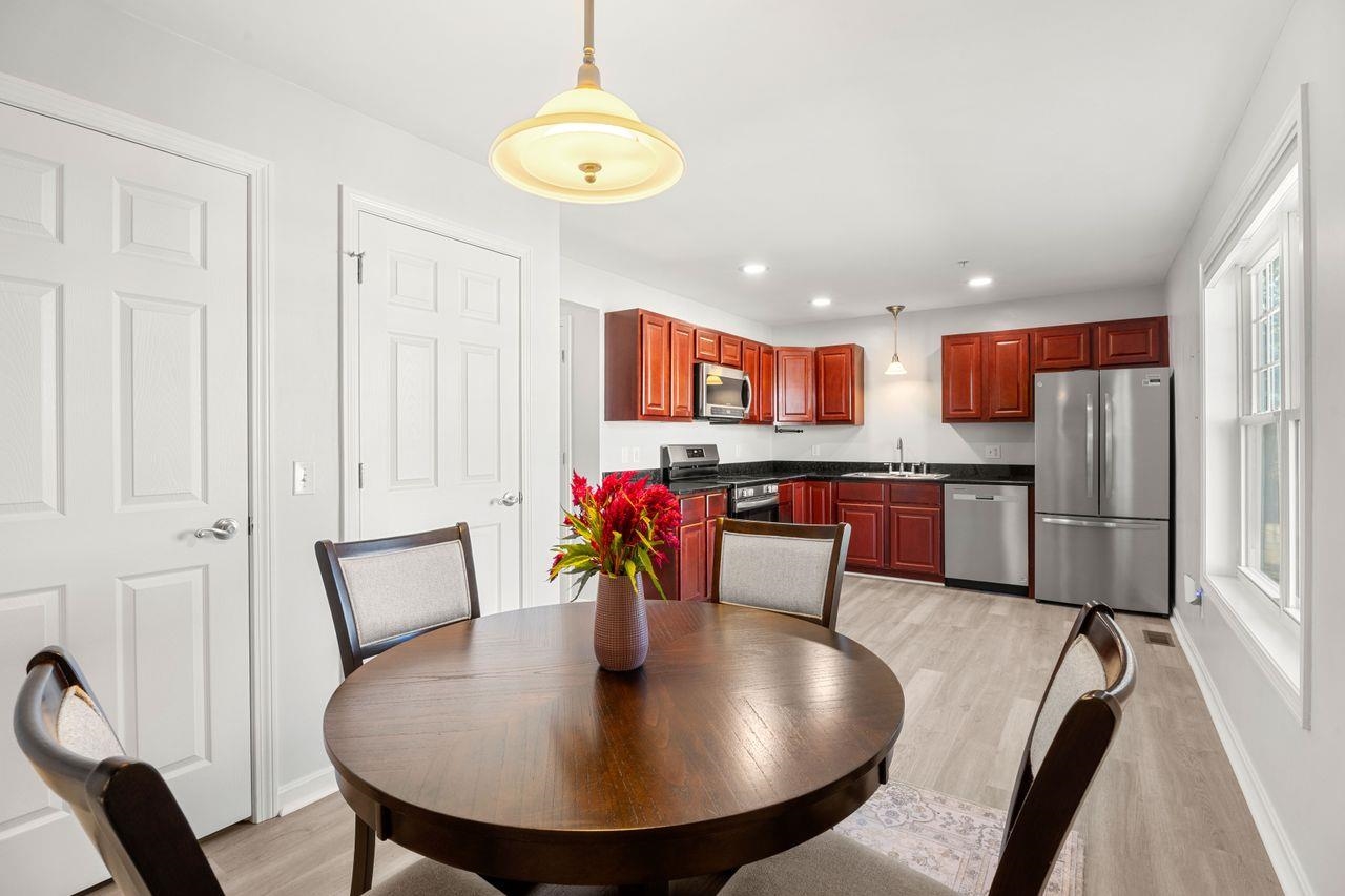 162 Karatzas Avenue Property Photo 14