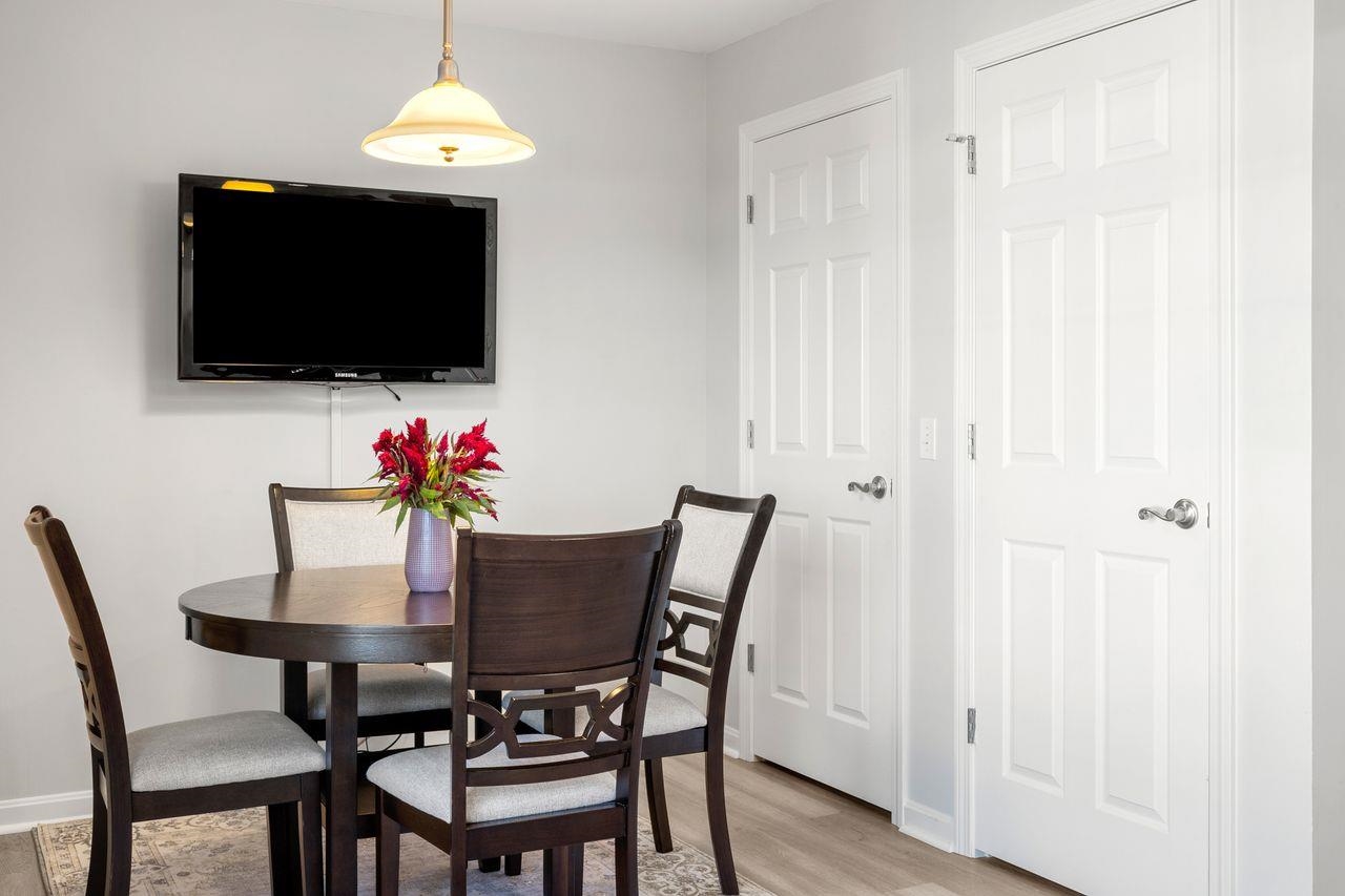 162 Karatzas Avenue Property Photo 16