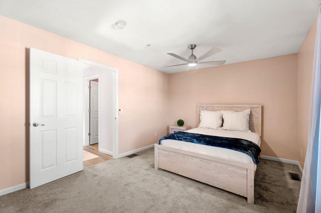 162 Karatzas Avenue Property Photo 23