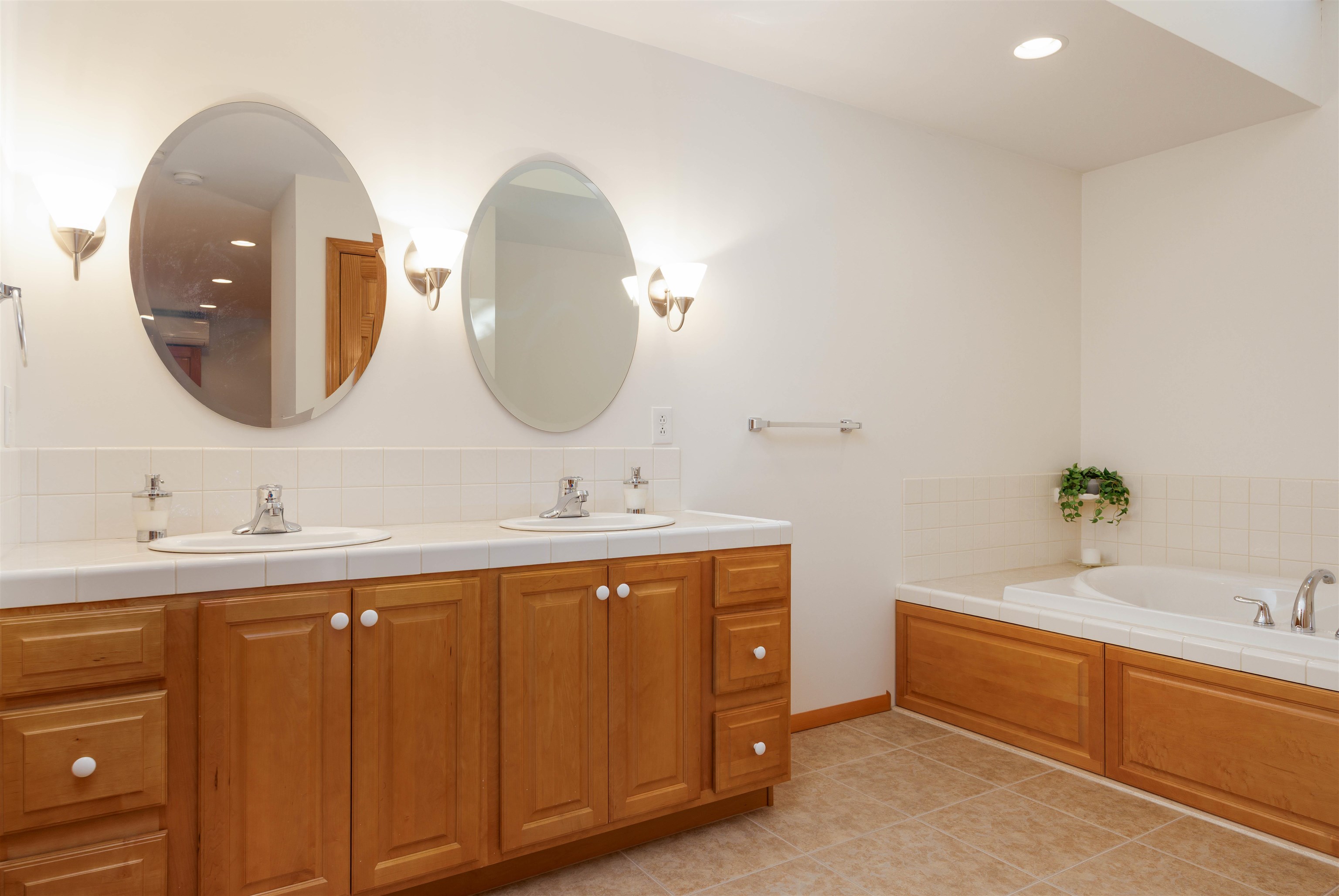 511 Otterville Road Property Photo 31