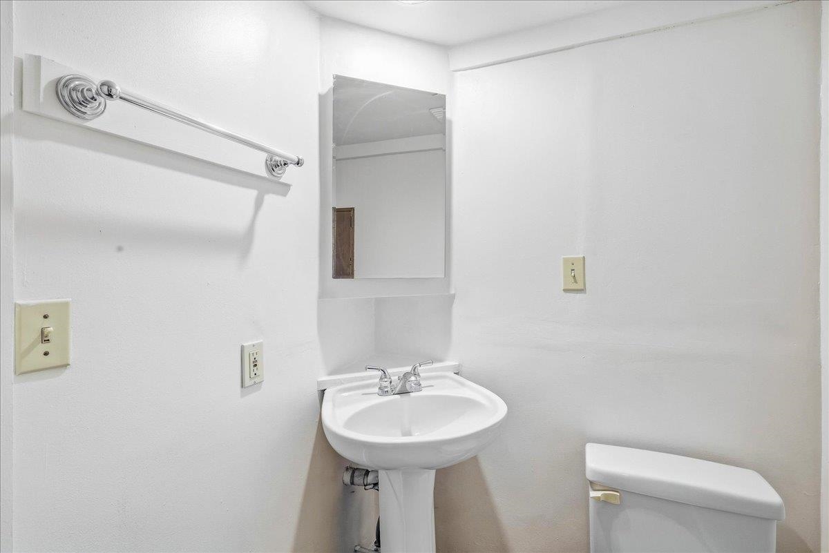 85 Upper Access Road Property Photo 40