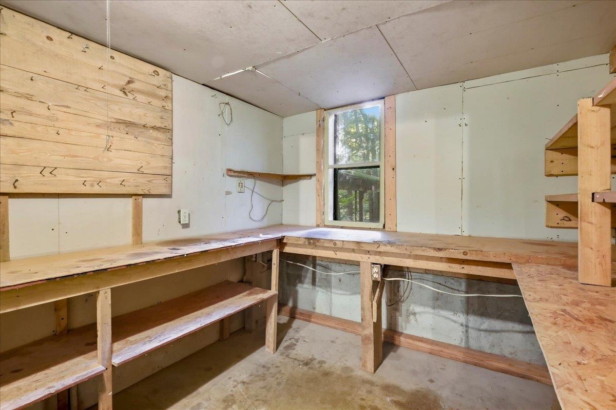 85 Upper Access Road Property Photo 45