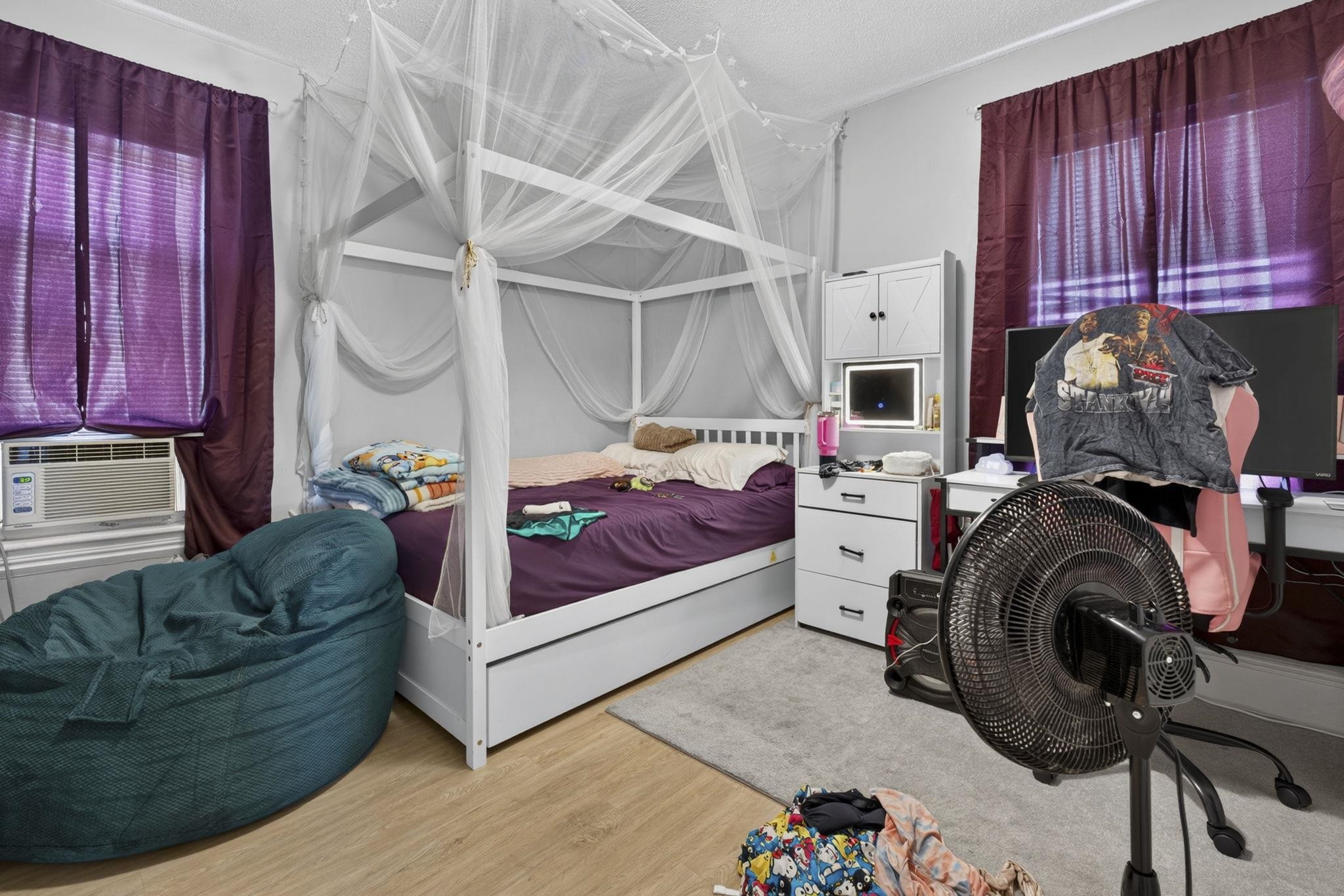 17 Hevey Street Property Photo 7