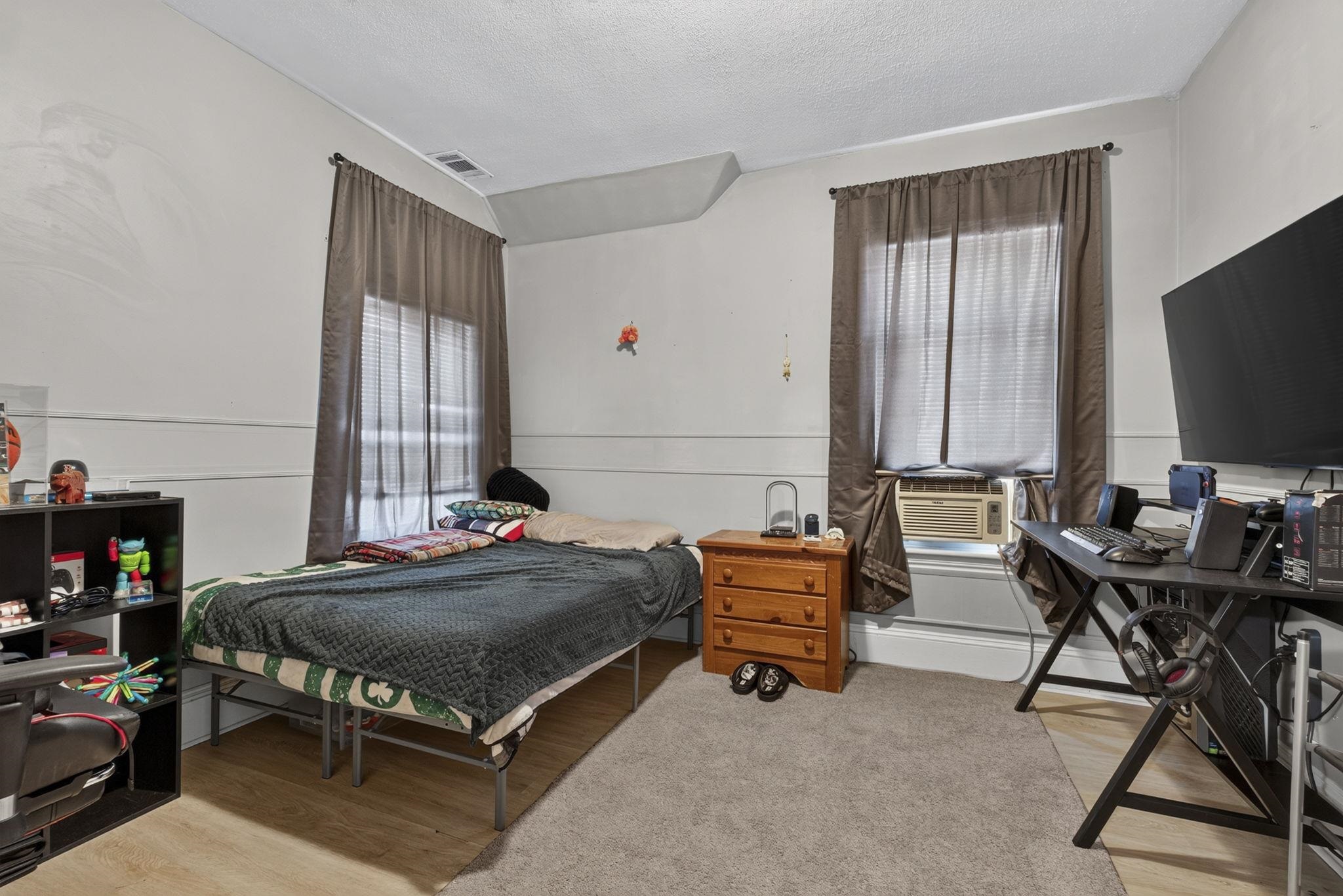 17 Hevey Street Property Photo 14